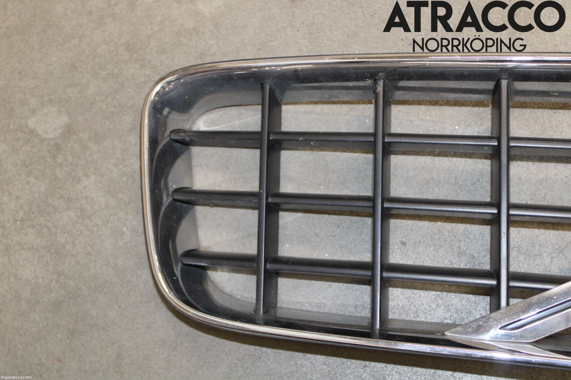 Volvo XC90 03-06 Grill Komplett