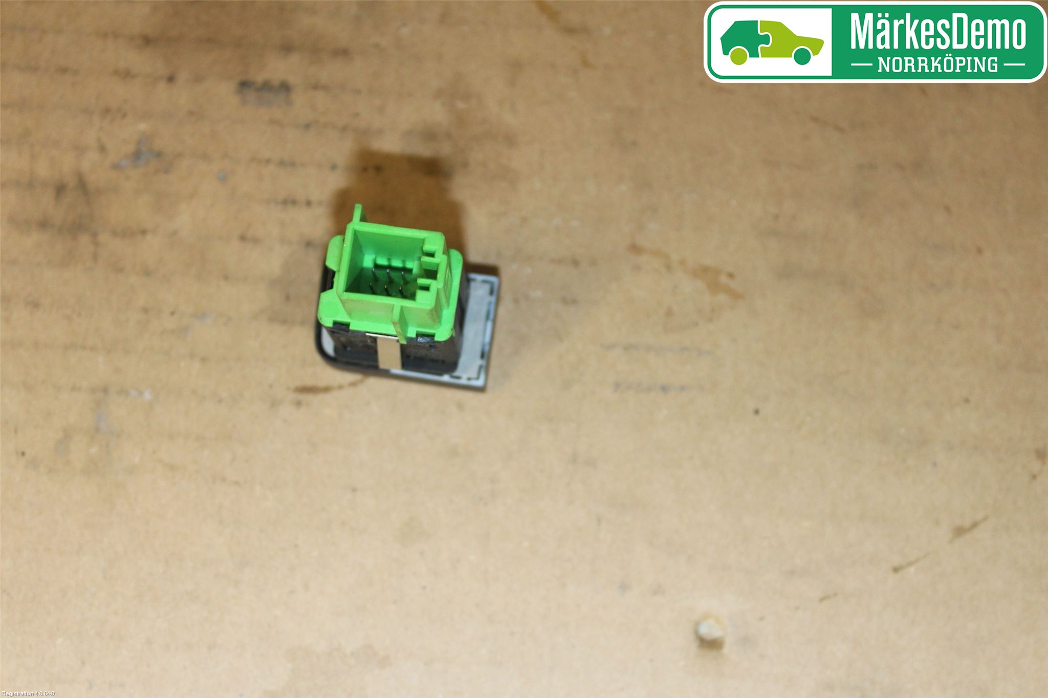 Volkswagen VW POLO 10-17 Bryter Varmesete