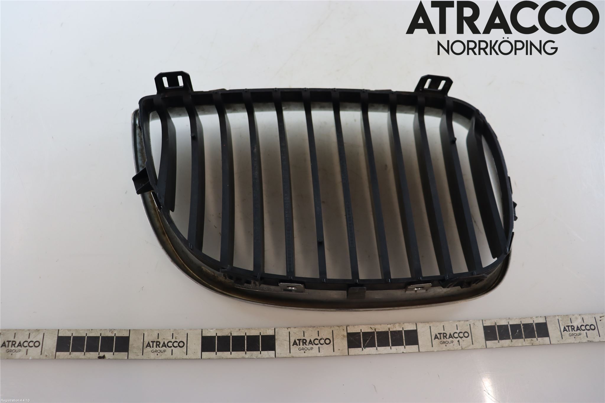 BMW 1 E87/81 5D/3D 03-11 Grilldel Venstre