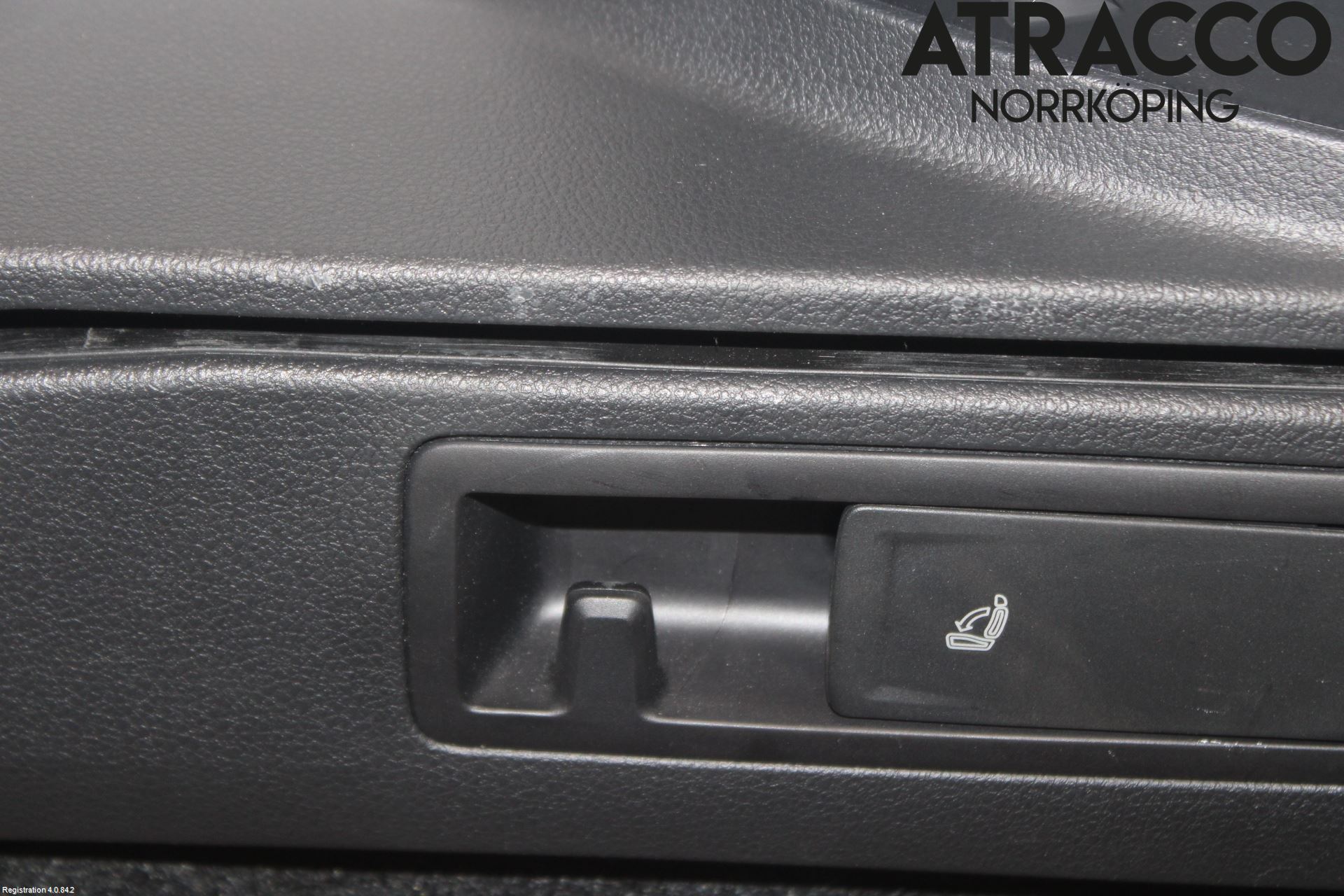 Volkswagen VW PASSAT 20-24 Innr Sidetrekk-Deksel
