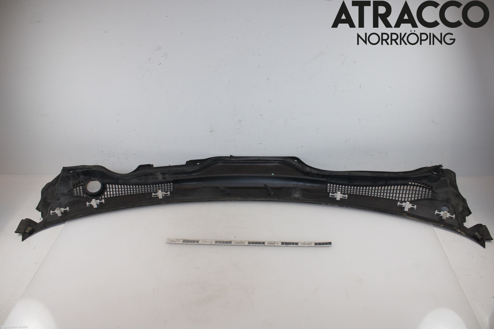 Volvo V50 08-12 Visker Deksel-Grill-Under Frr