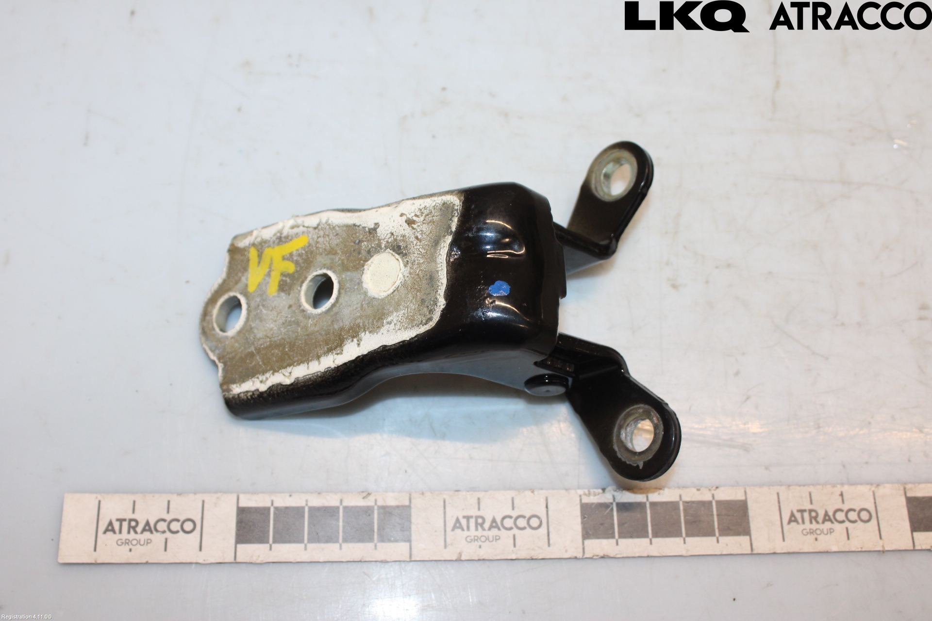 Chevrolet CAPTIVA Dørhengsel