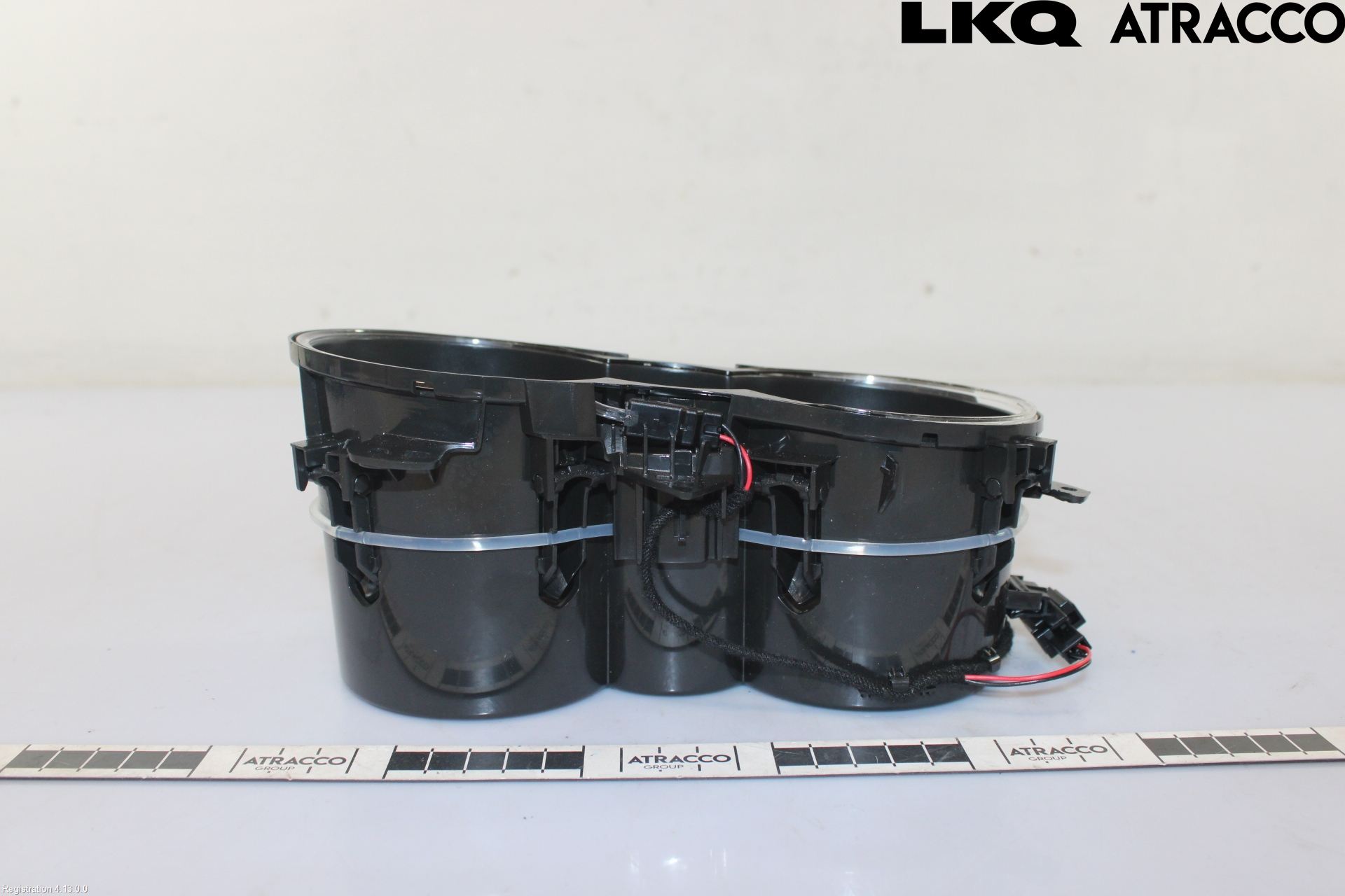 Volkswagen VW TOUAREG CR 18- Innr Koppholder