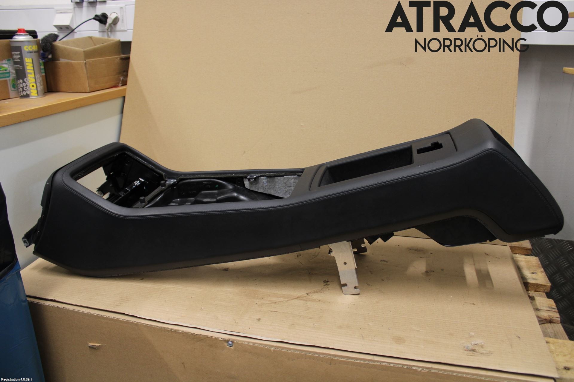 Audi A8/S8 4E  02-09 Instrumentkonsoll Midt