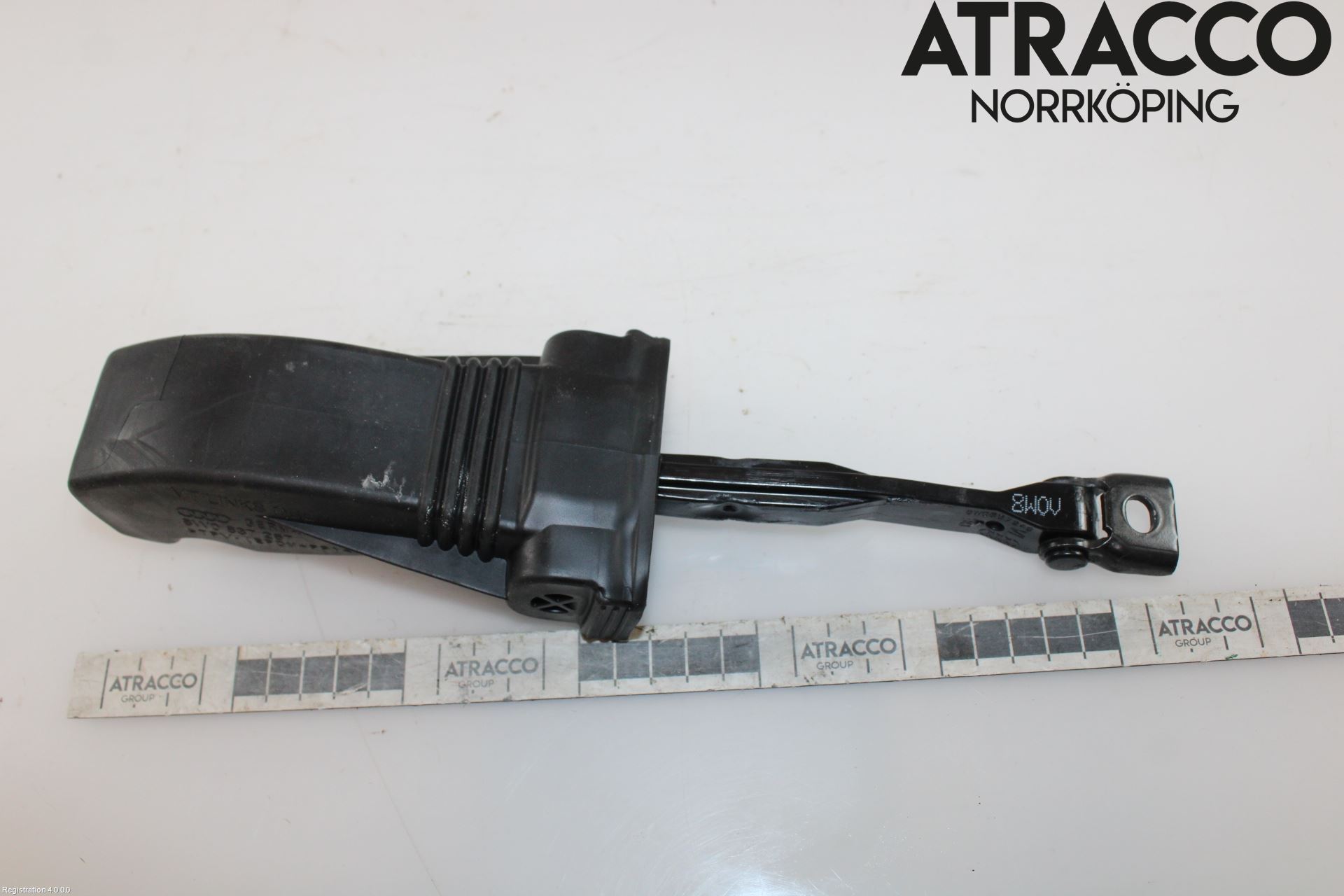 Audi A4/S4 B9 20- Dørstopper