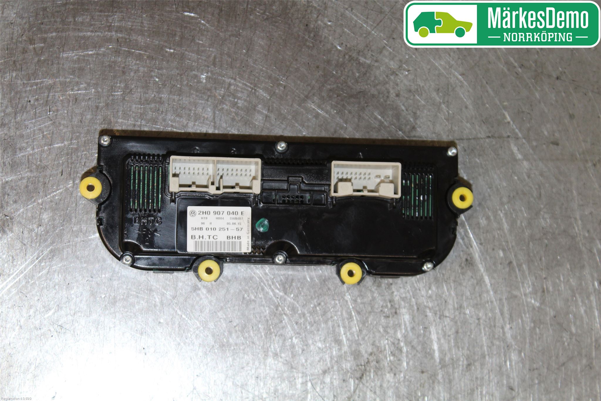 Volkswagen VW AMAROK 2H 10-22 Varmeapparat Panel(Regulering)