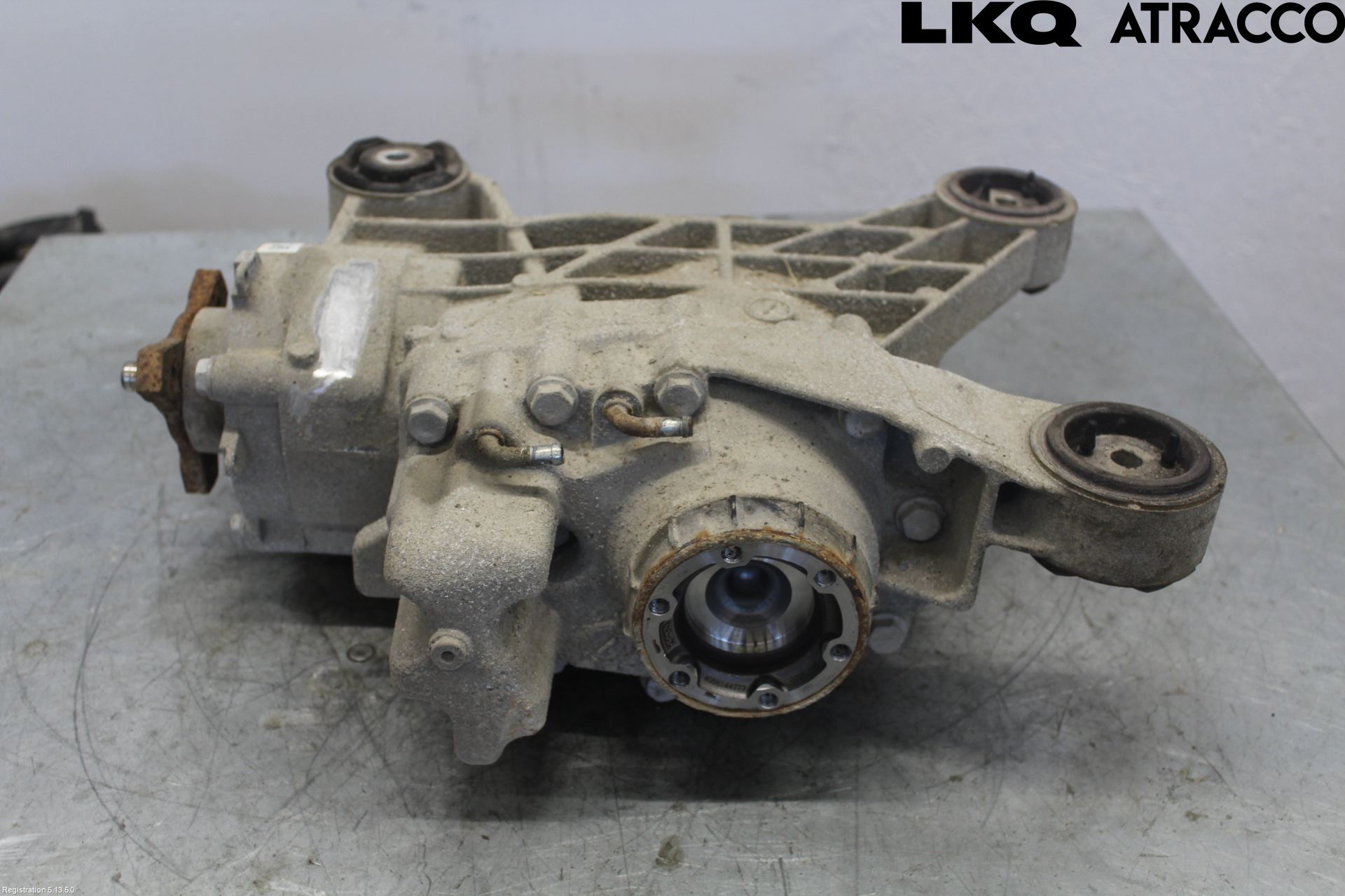 Skoda KODIAQ 17-24 Bakaksel Kardang Bak -Diff