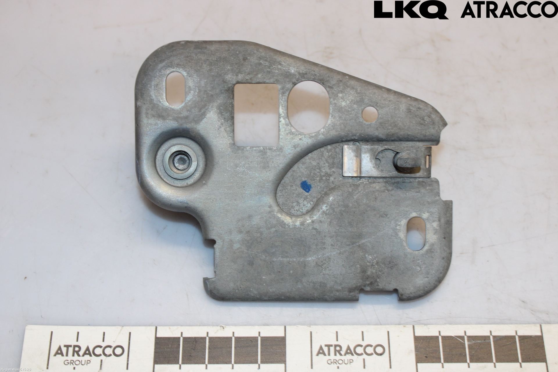 Volkswagen VW GOLF / E-GOLF VIII 20- Panser Stormkrok