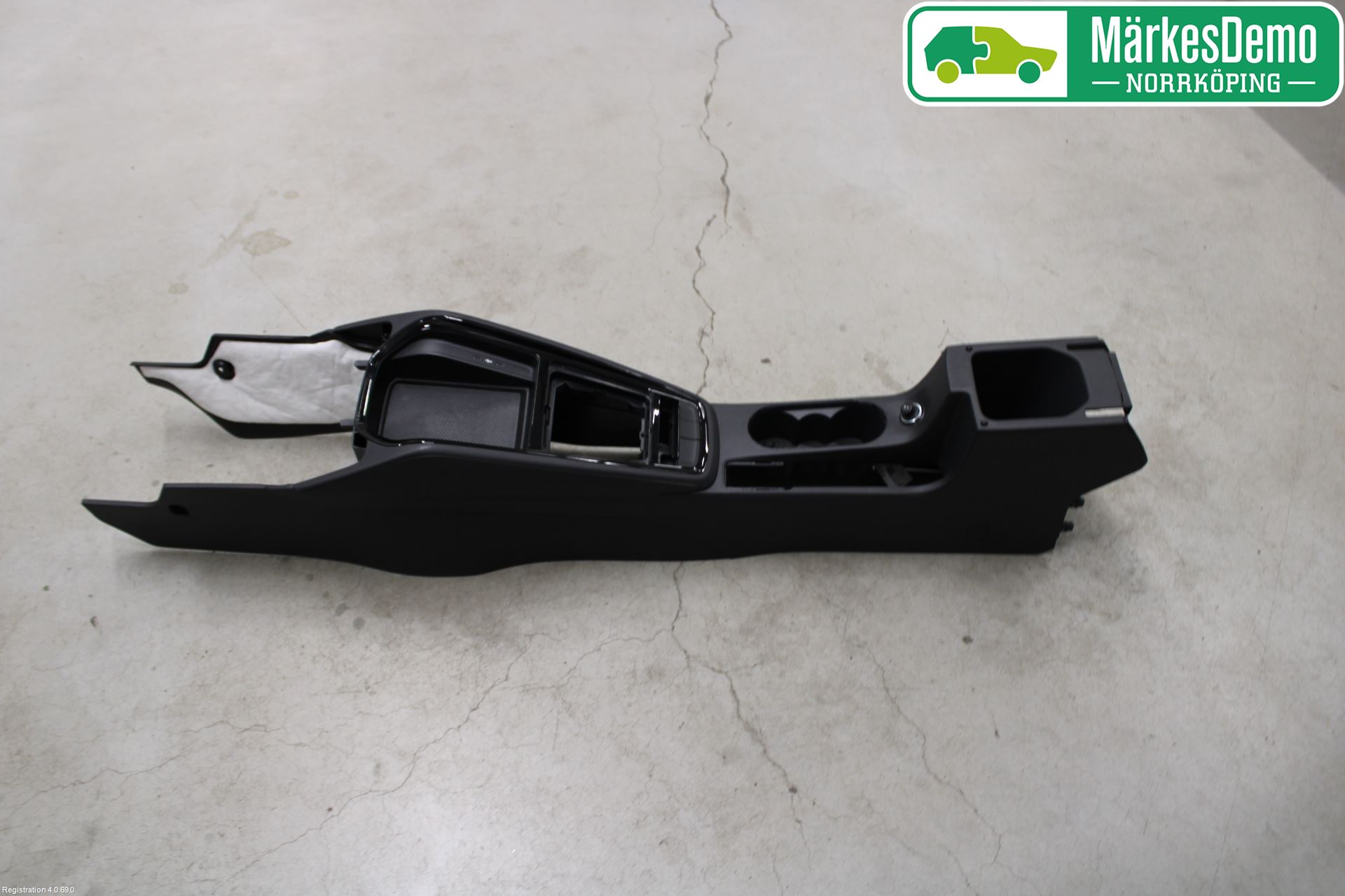Skoda KAMIQ 20- Instrumentkonsoll Midt