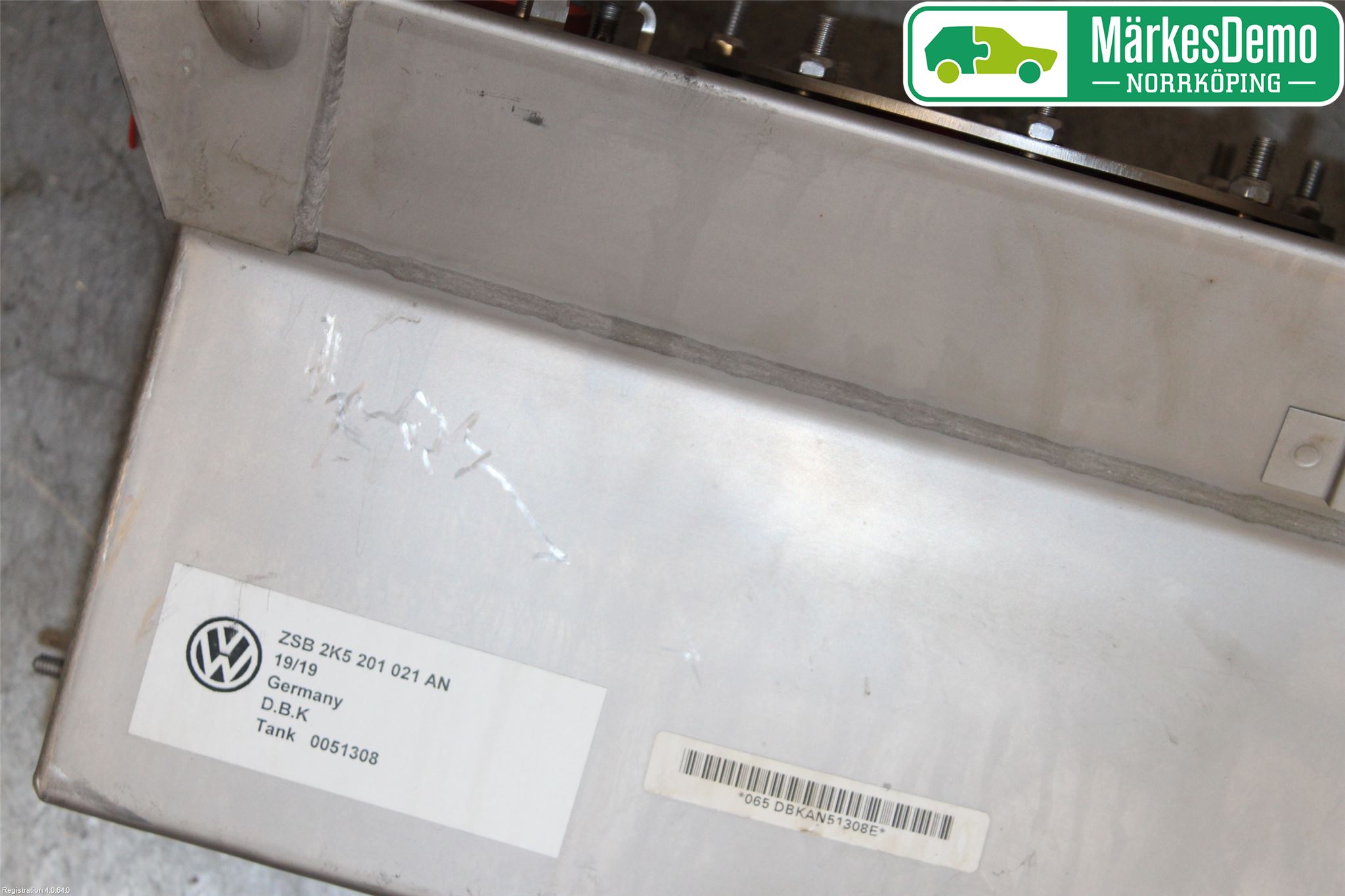 Volkswagen VW CADDY 16-20 Drivstofftank Innsprøytning