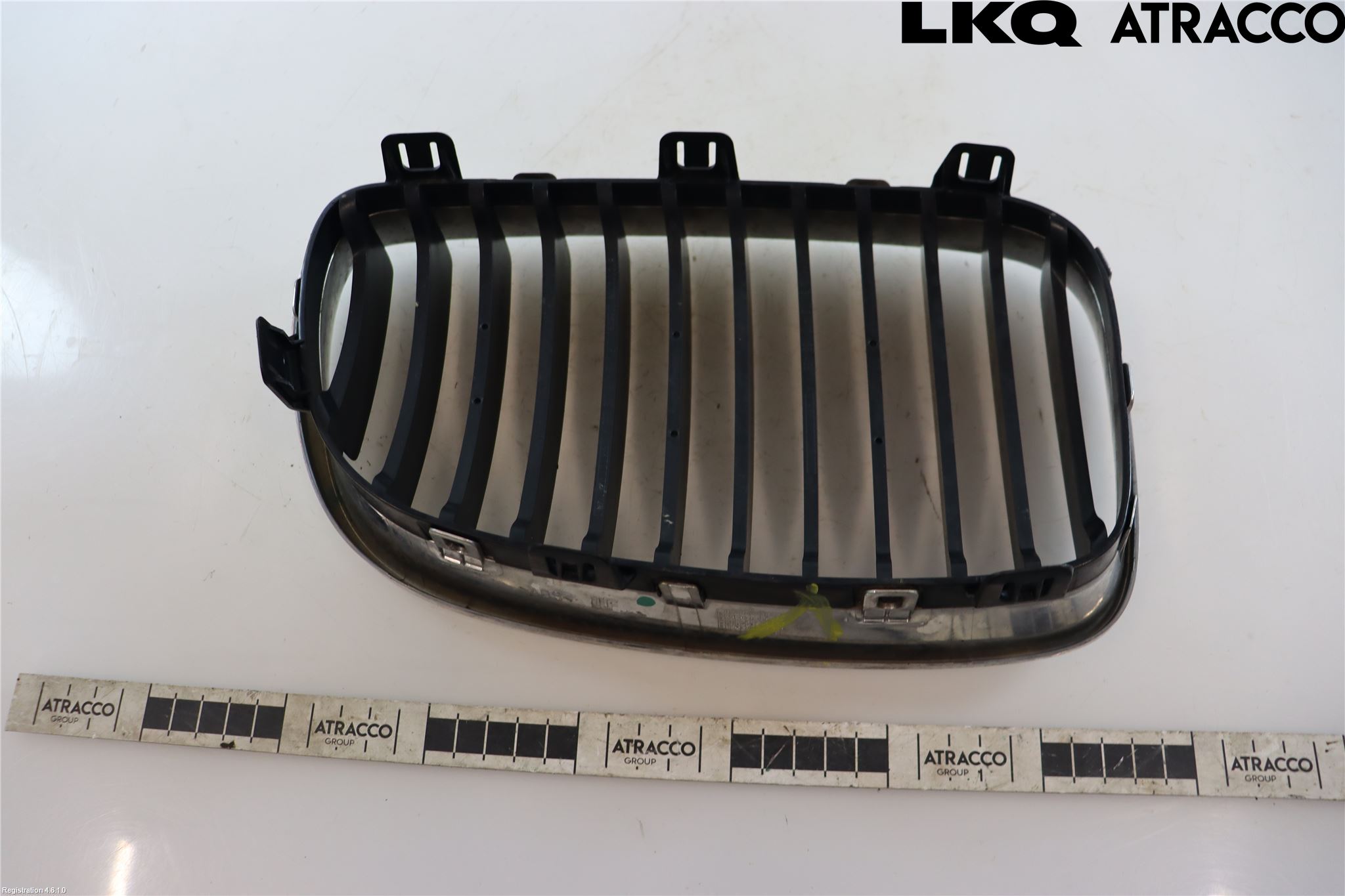 BMW 1 E87/81 5D/3D 03-11 Grilldel Venstre