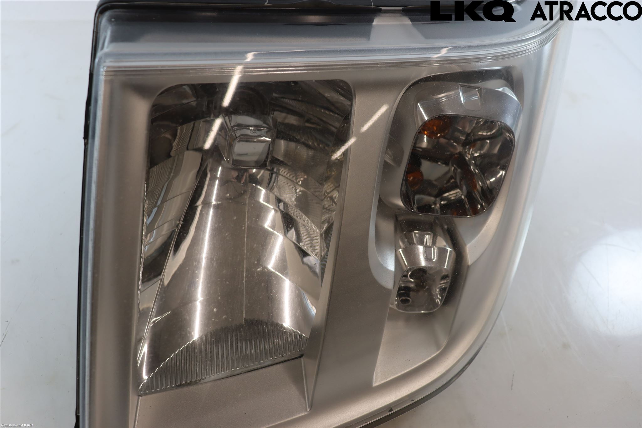 Ford TRANSIT    06-13 Frontlykt Høyre