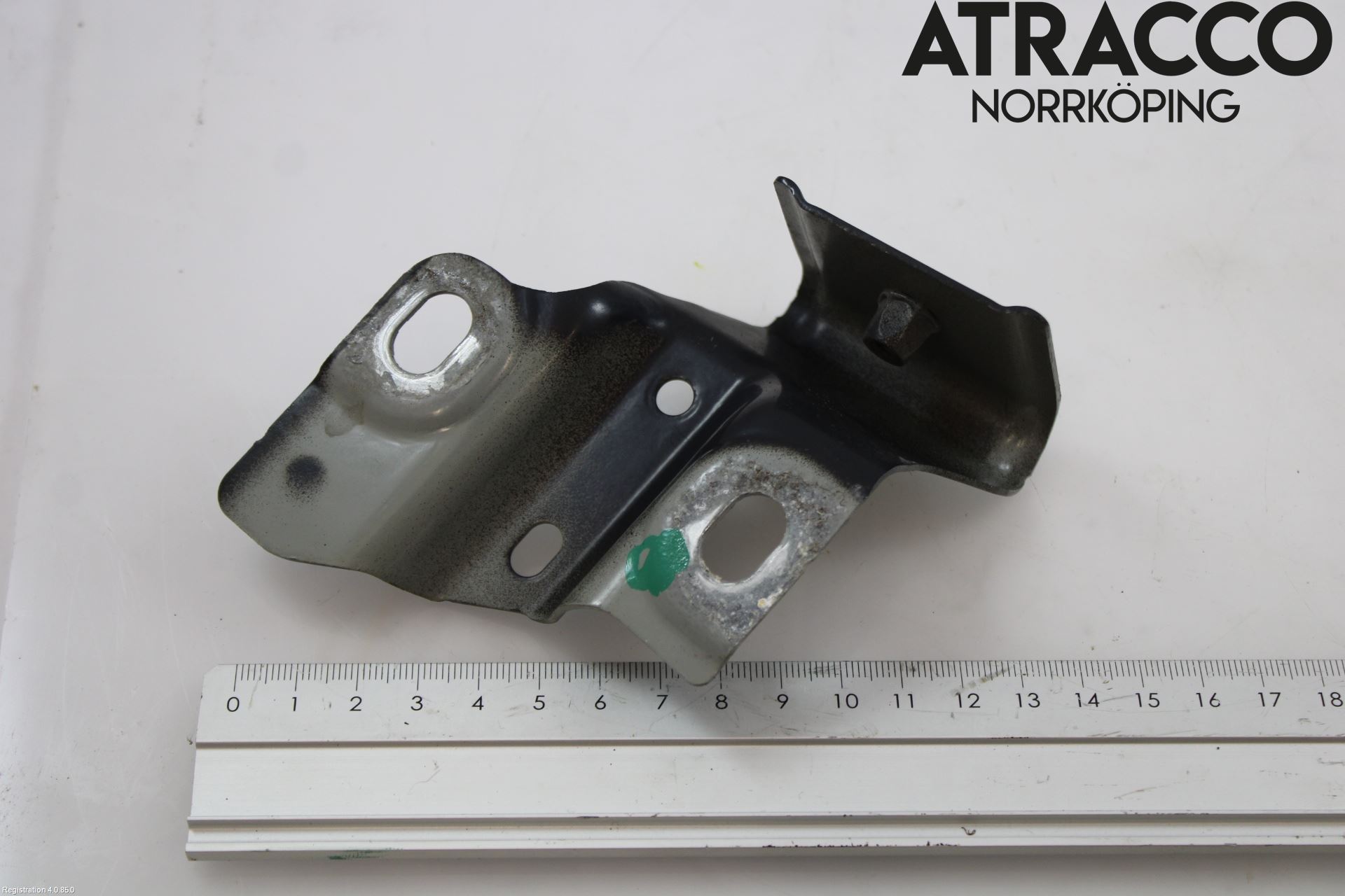 Seat TARRACO 19- Fenderfeste Foran Høy
