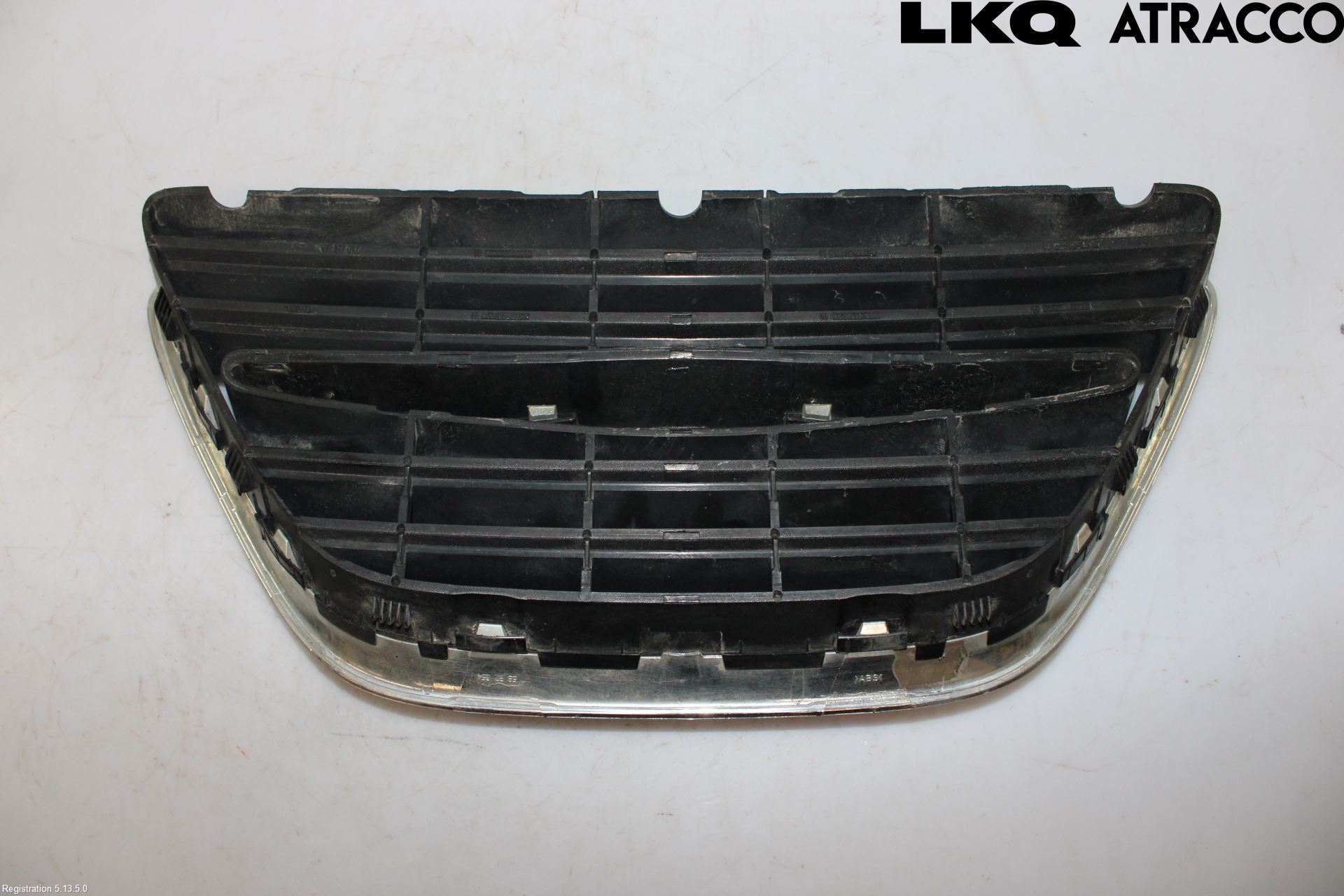 Saab 9-5 -05 Grilldel Midt
