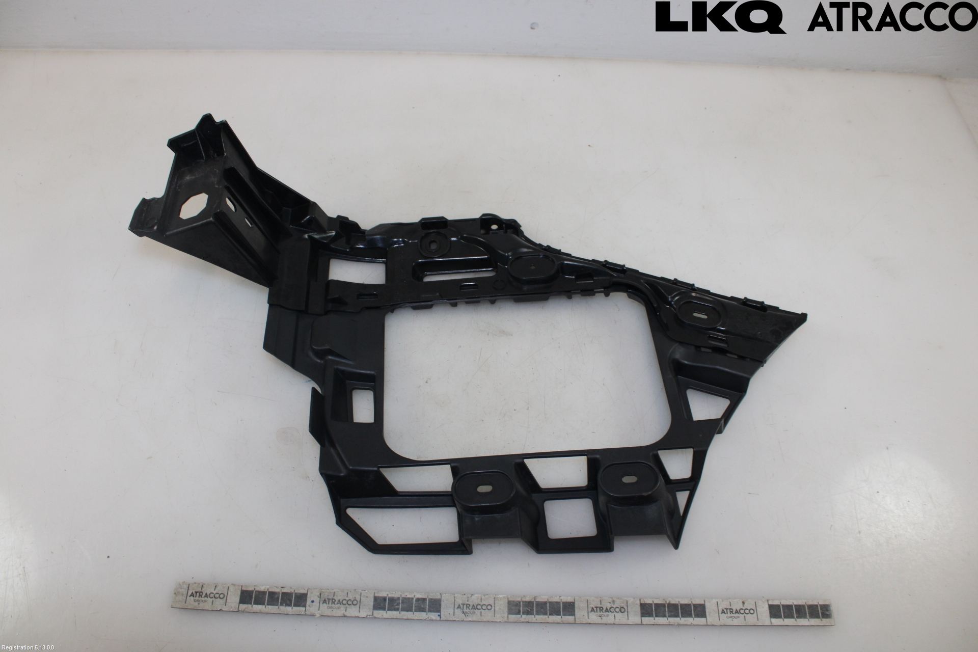 Volkswagen VW TOUAREG 7P 11-18 Støtfangerfeste Bak Venstre