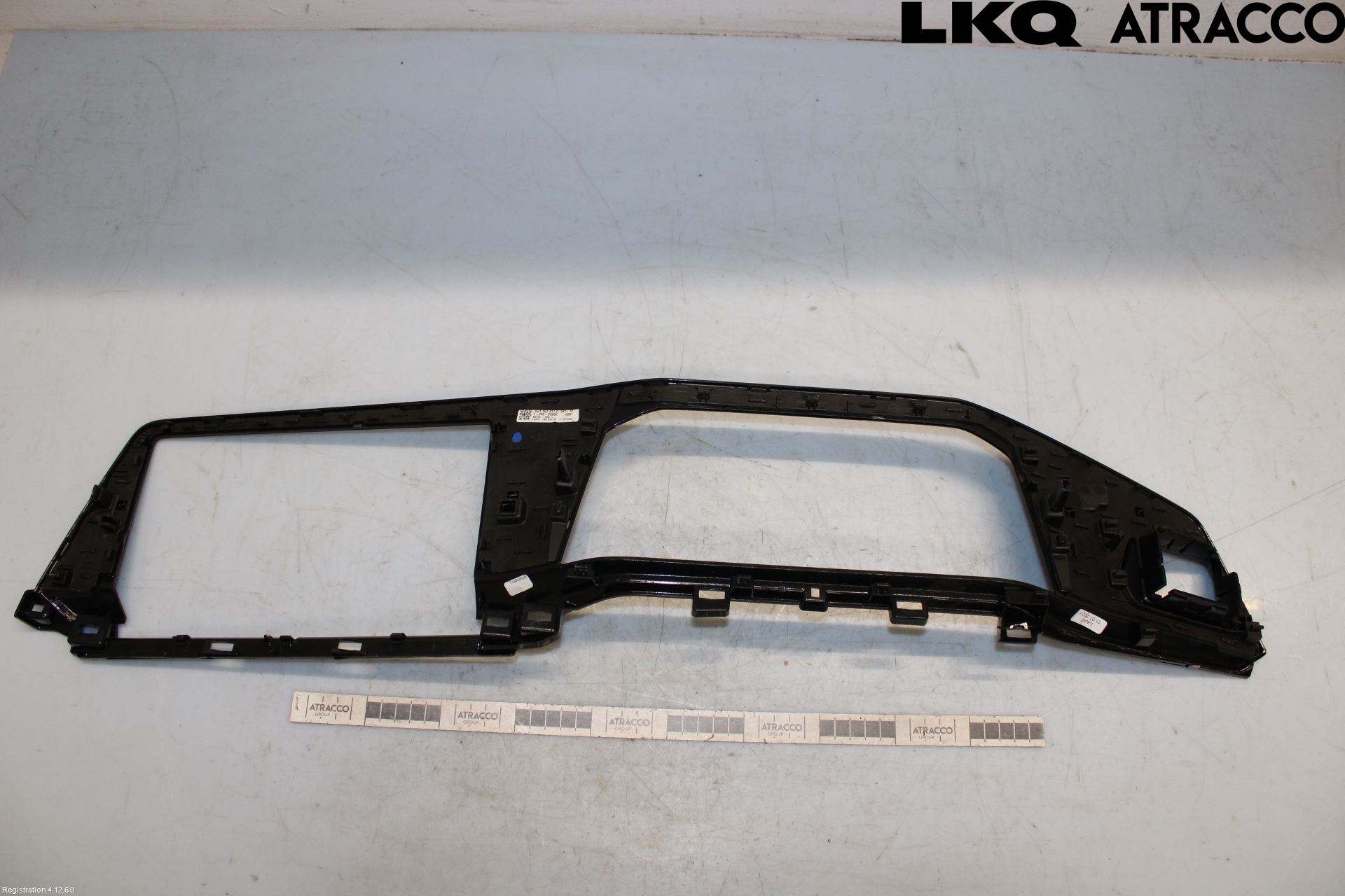 Volkswagen VW GOLF / E-GOLF VIII 20- Instrument Ramme