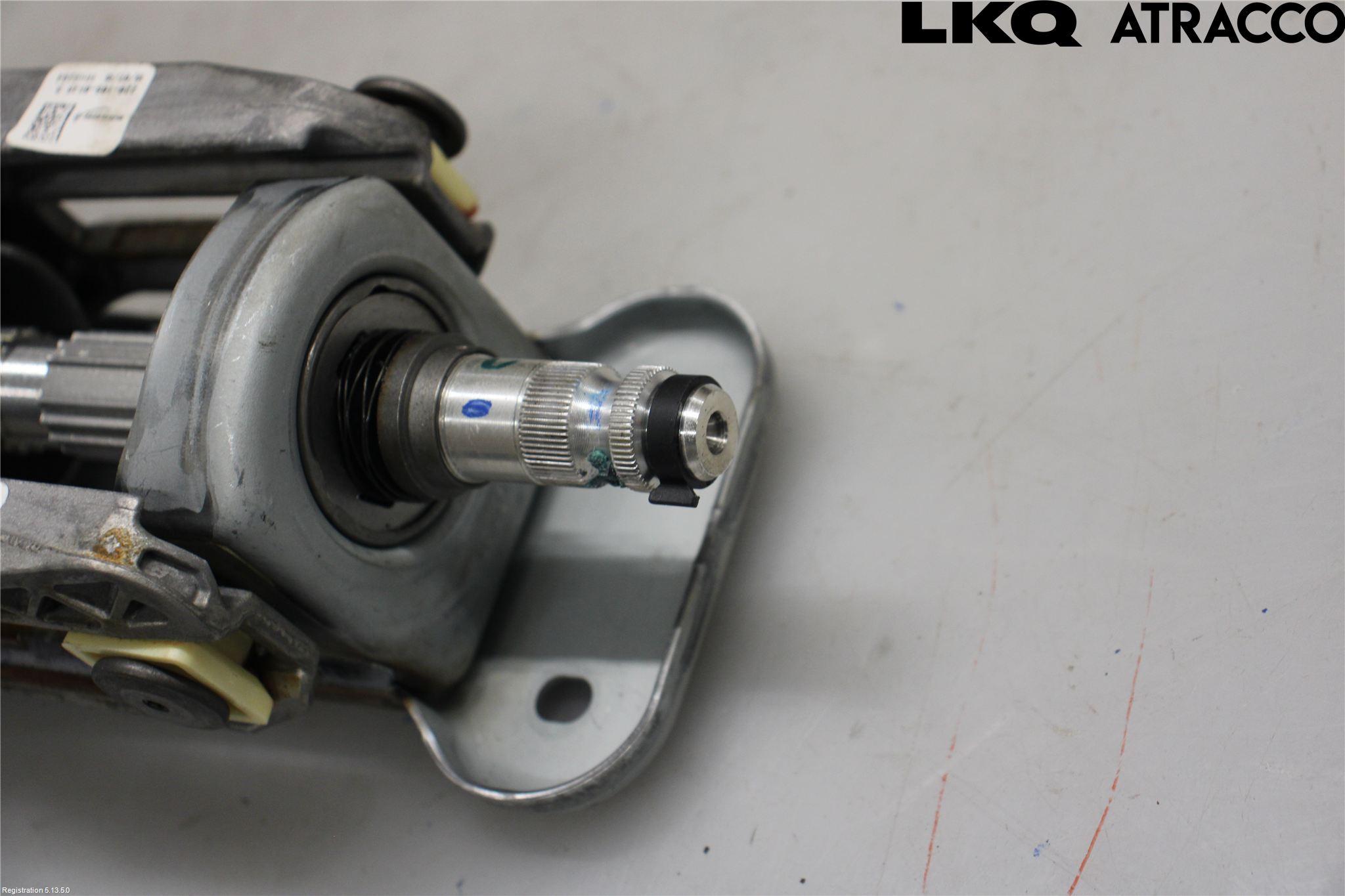 BMW 5 F10/F11/F18 09-17 Rattakselaggregat Justerbart