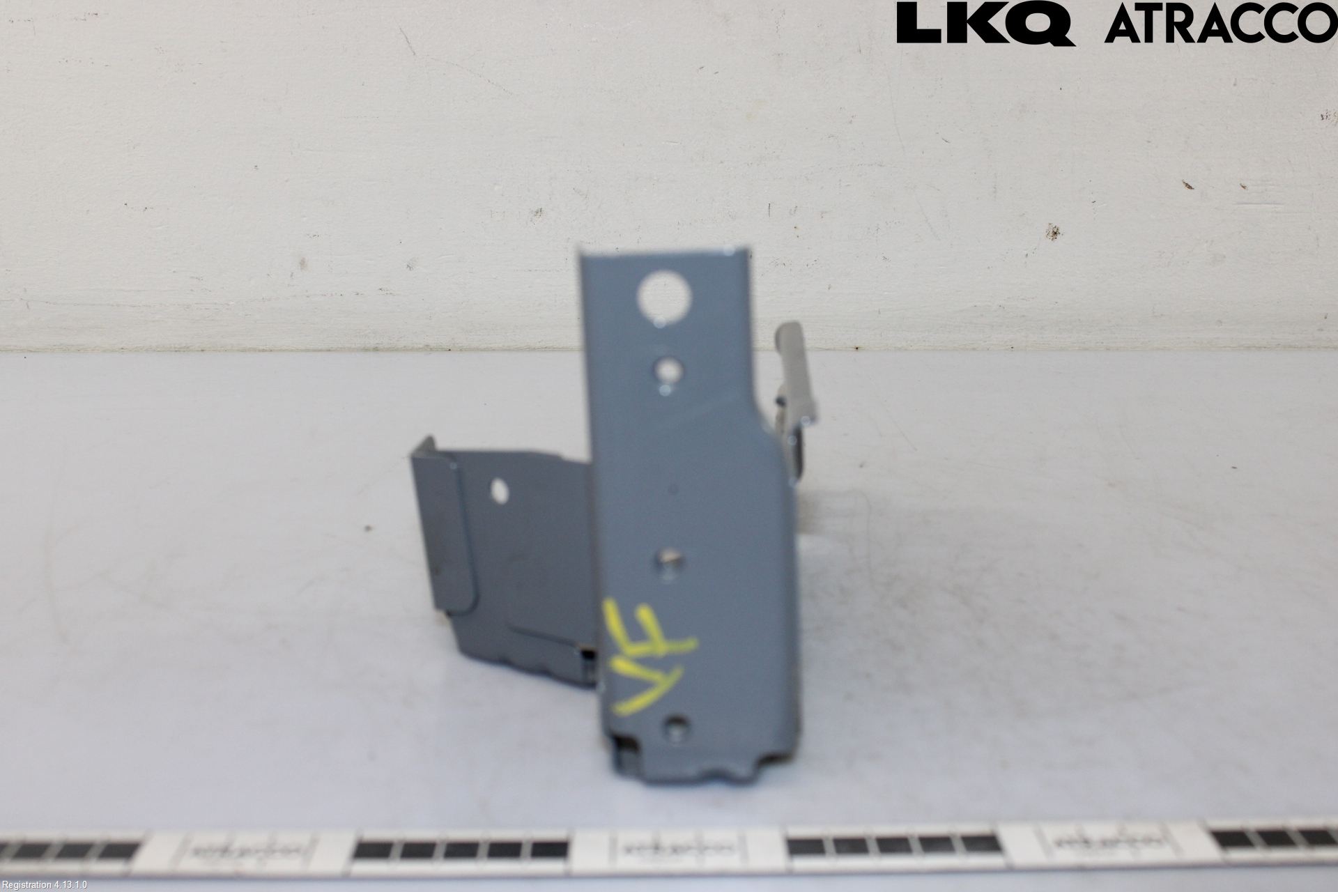 Volkswagen VW ID.3 21- Frontlykt Holder-Feste