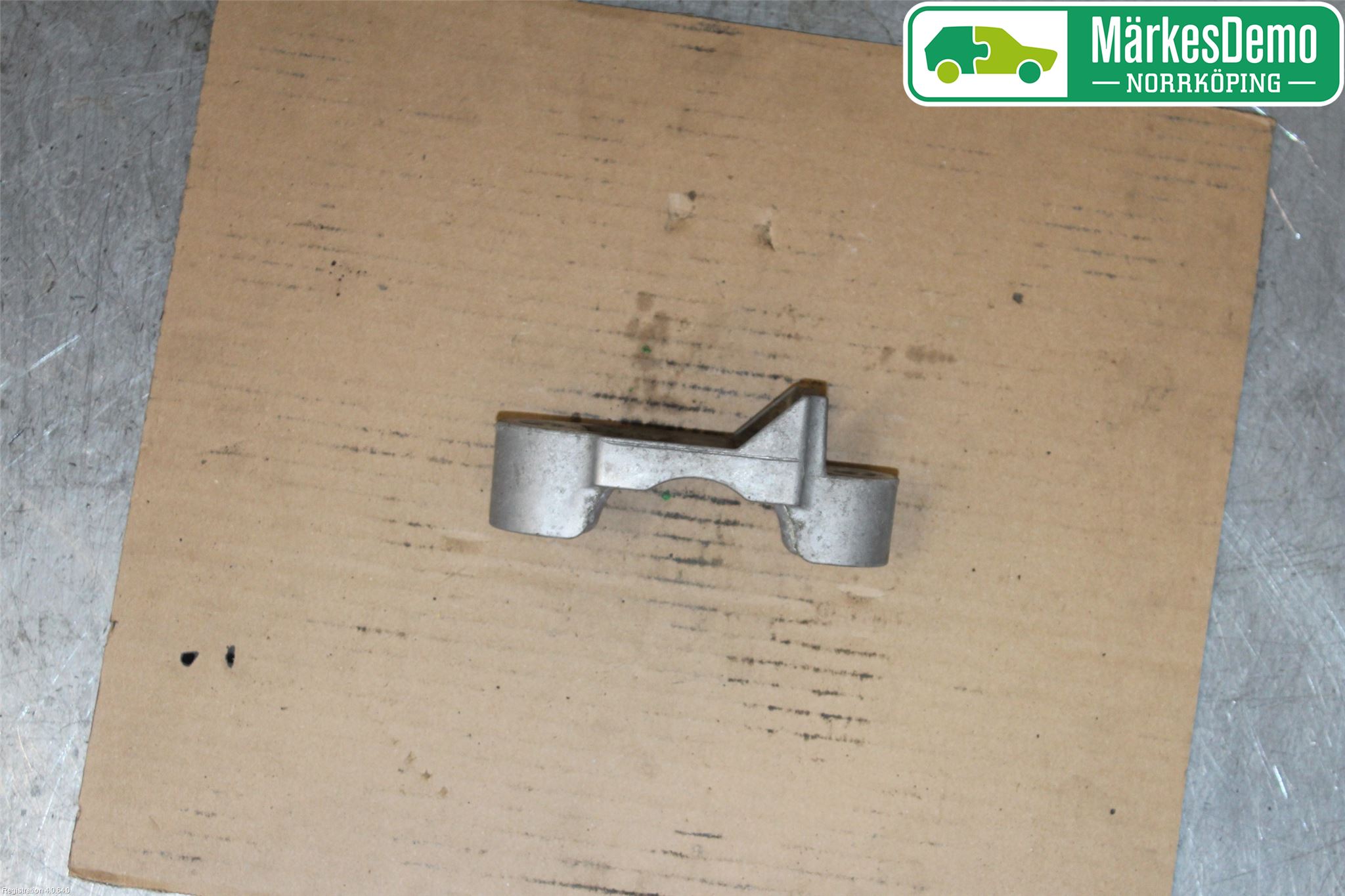 BMW 5 F10/F11/F18 09-17 Stablisatorstag Feste