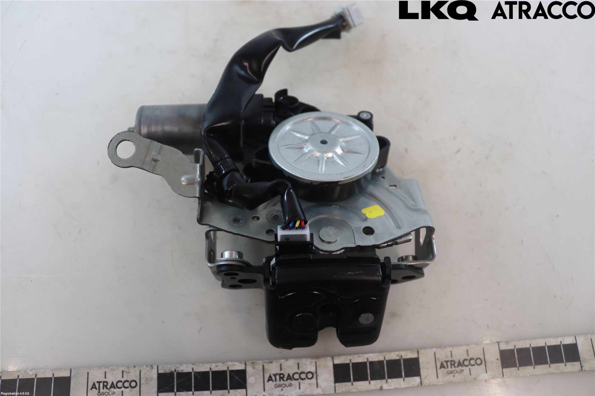 Toyota COROLLA 19- Bakluke-Lokk Låsekasse
