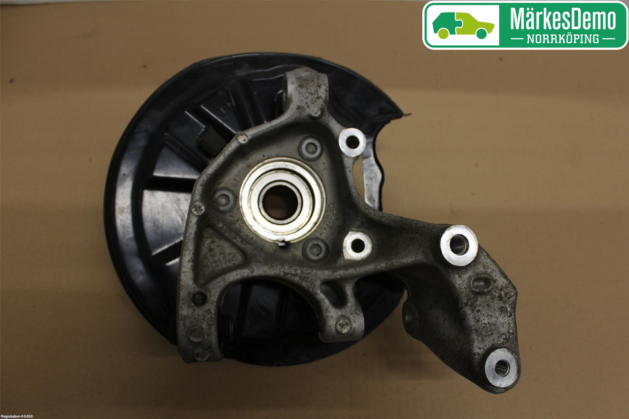 Skoda SUPERB 16-24 Spindel Vb