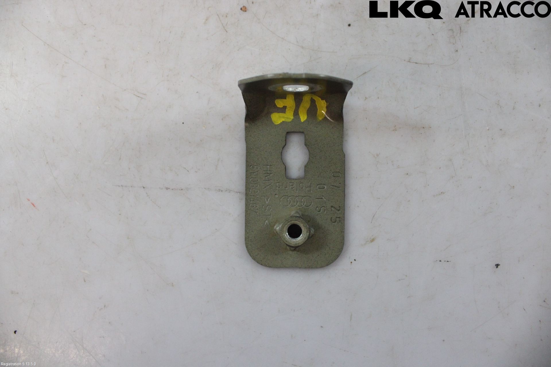 Audi A3/S3 8Y 21- Frontskjermfeste Venstre