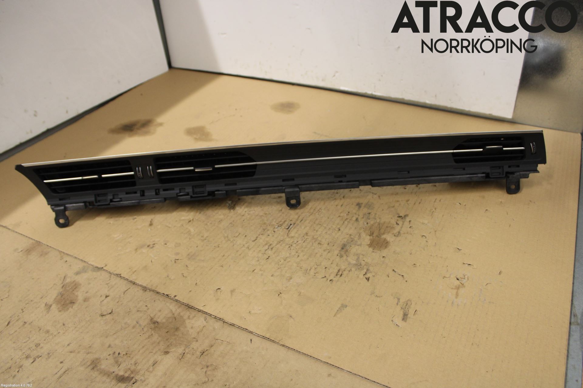 Audi A6 F2/C8 19- Dashbord Kanal - Dyse