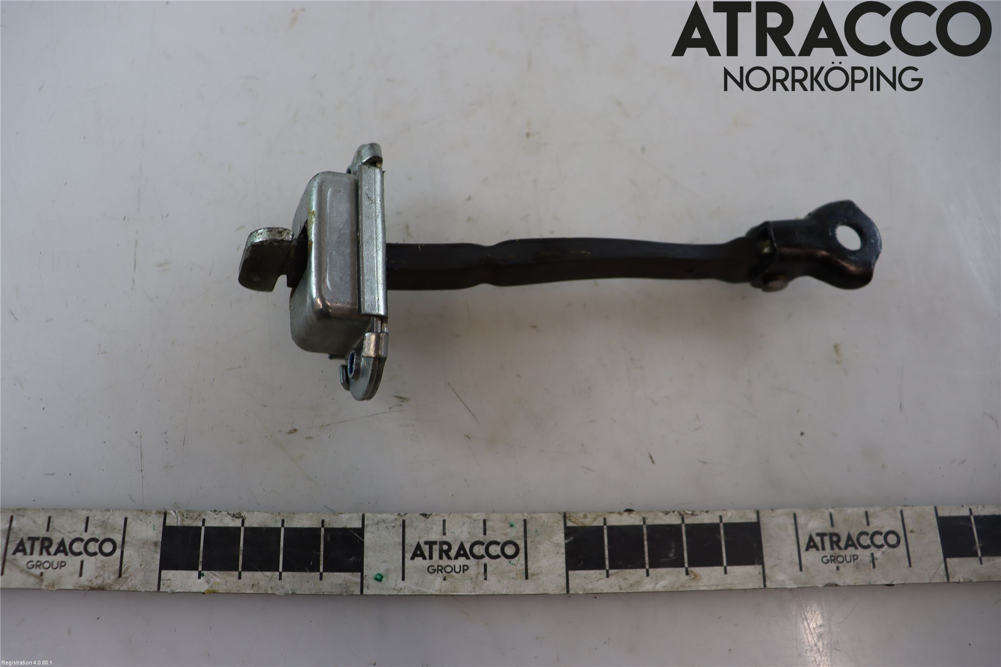 Toyota YARIS XP130 15-20 Dørstopper