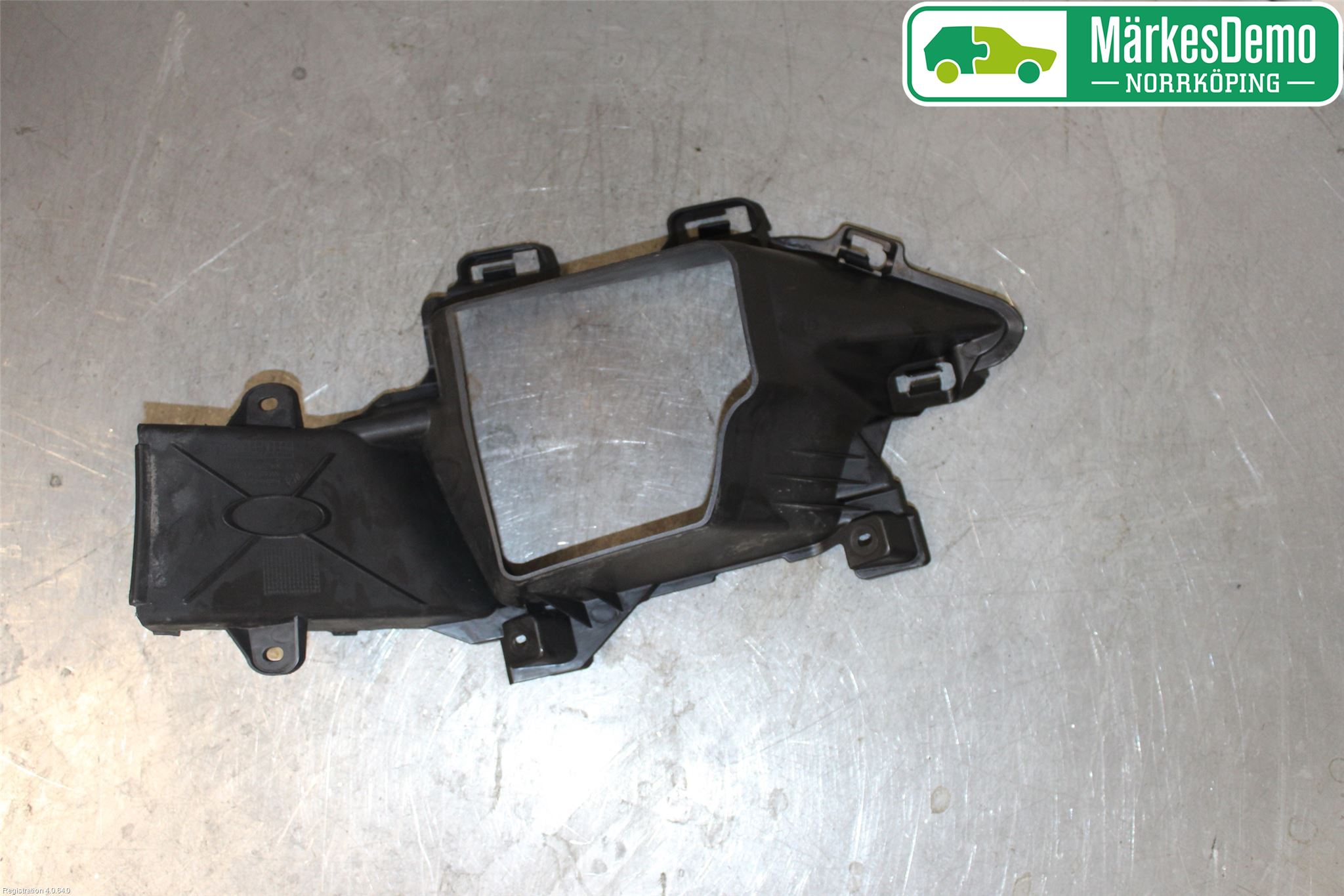 Volkswagen VW GOLF / E-GOLF VII 13-20 Støtfanger Foran Hjørne Høyr