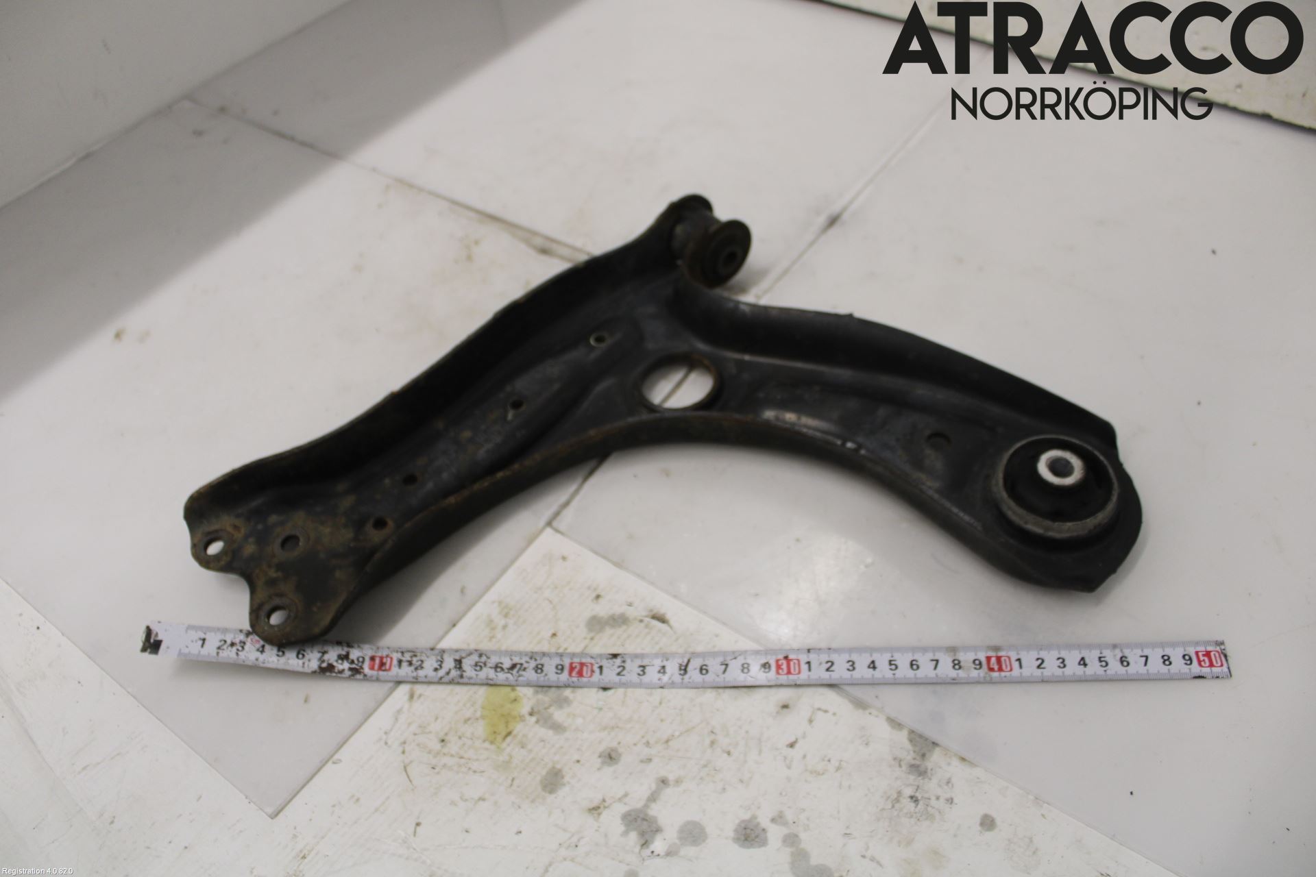 Volkswagen VW POLO 10-17 Bærearm Foran Venstre Nedre