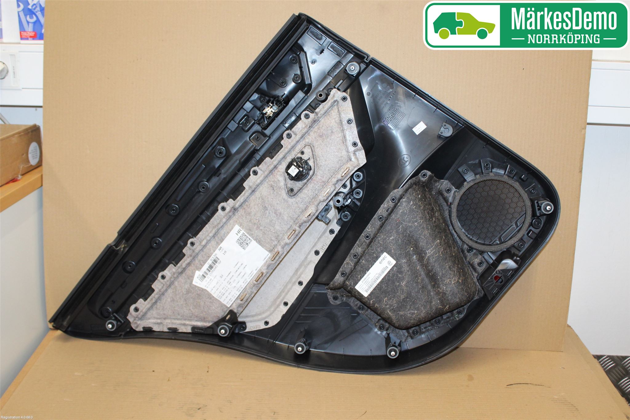 Volkswagen VW GOLF SPORTSVAN 15-20 Innr Dørtrekk Høyre