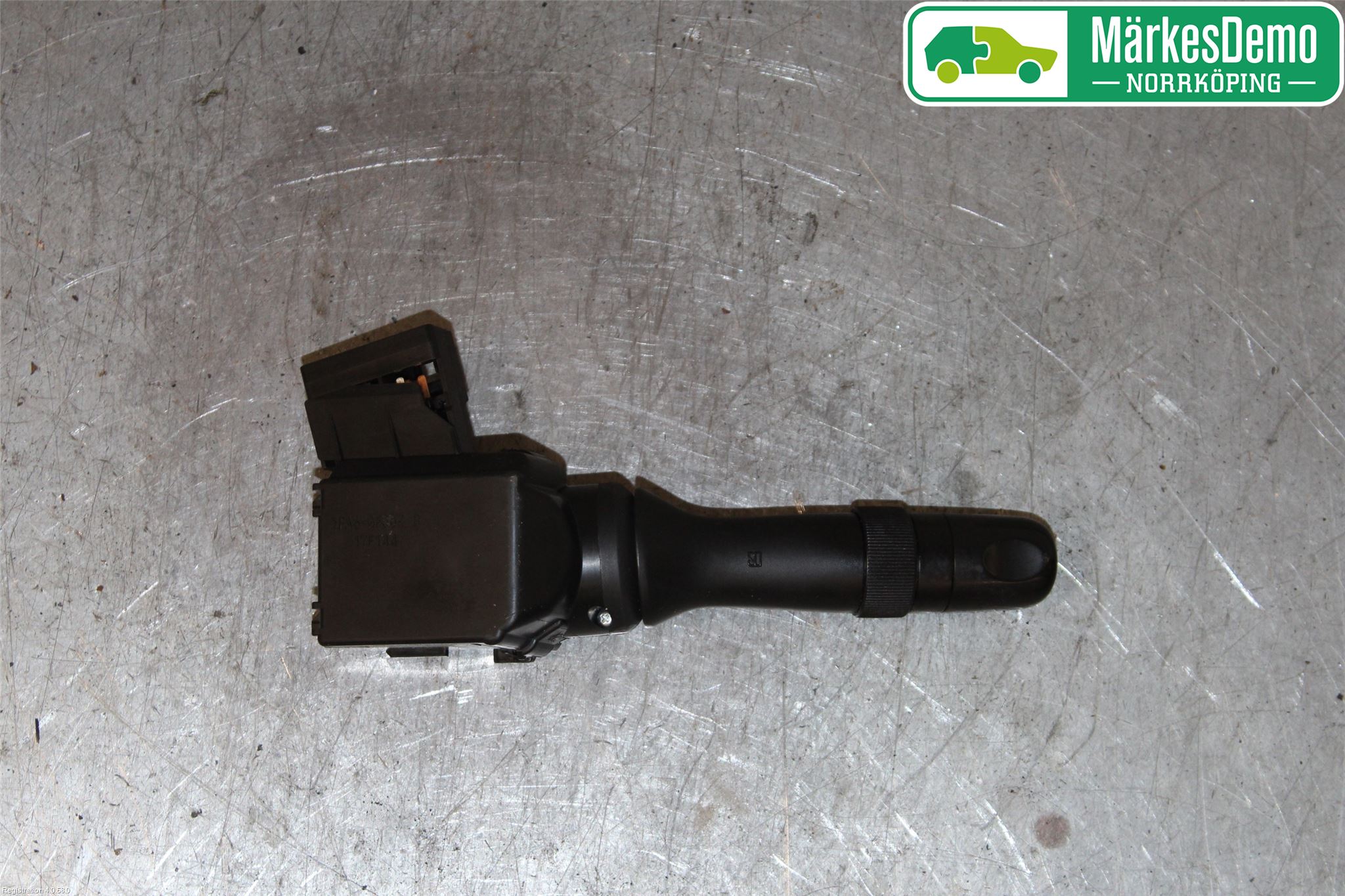 Toyota VERSO 09-18 Bryter Ratt Visker - Spyler