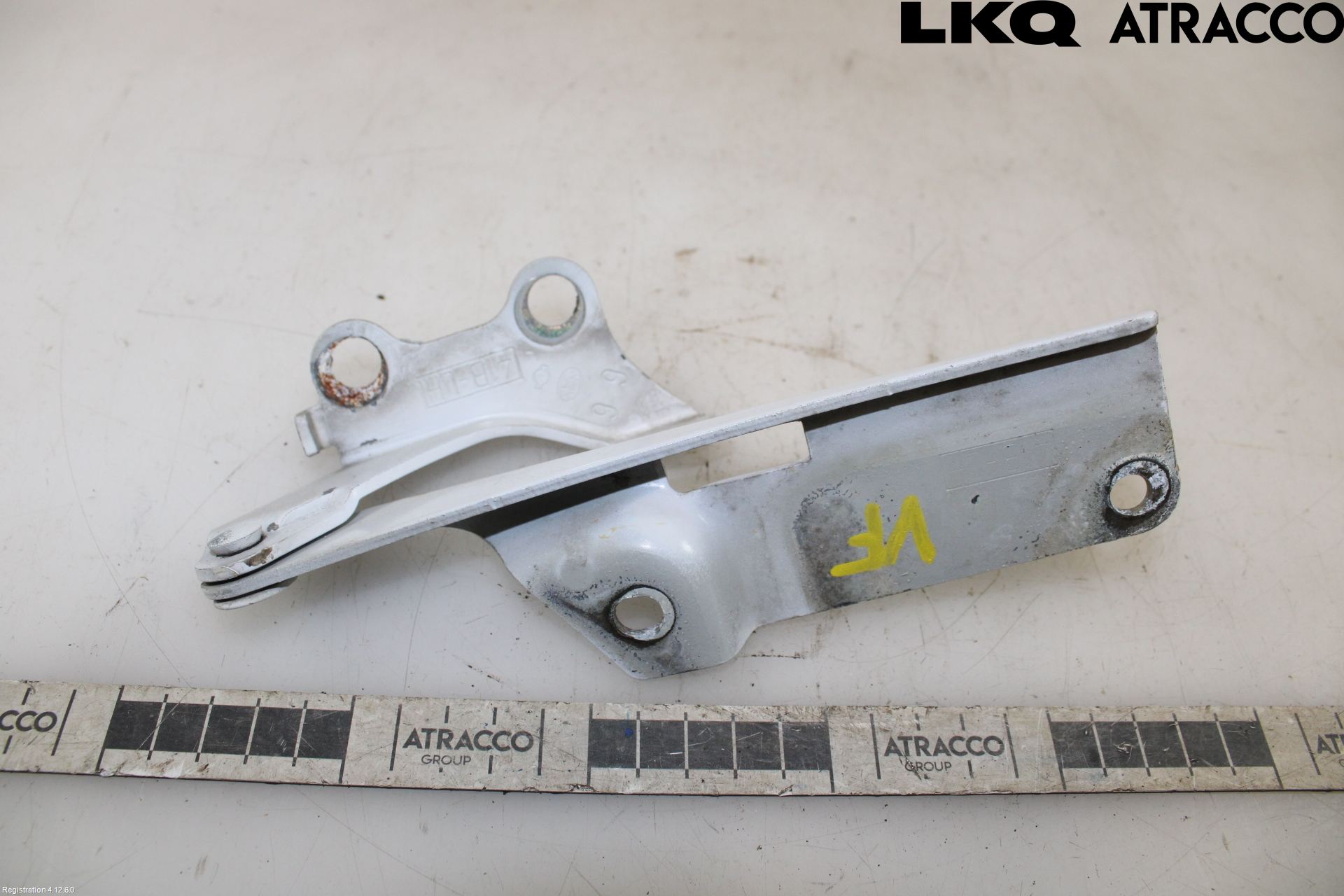 Nissan MICRA 93-98 Panser Hengsel - Hengsler