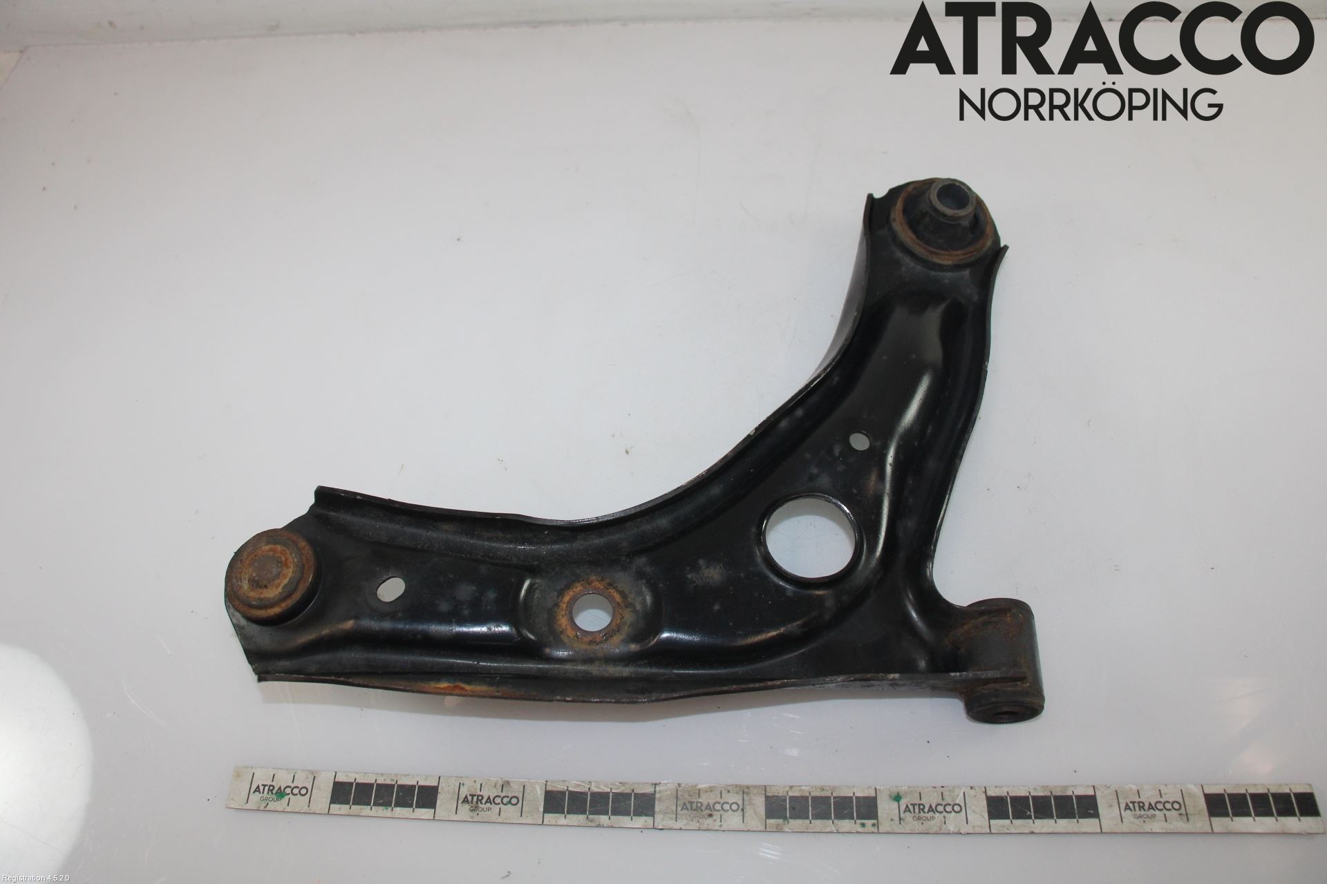 Toyota AYGO 15-21 Bærearm Foran Venstre Nedre