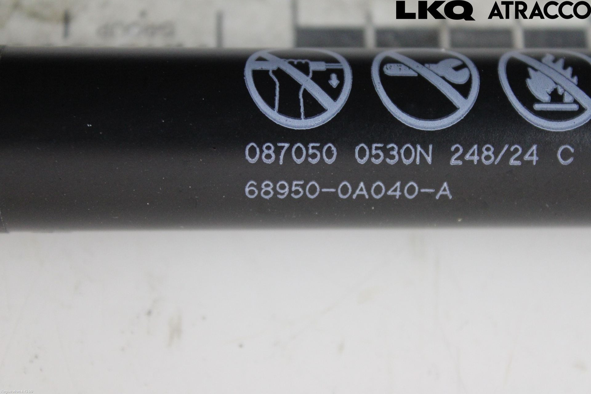 Toyota COROLLA CROSS XG10 22- Bakluke Demper-Gassfjær