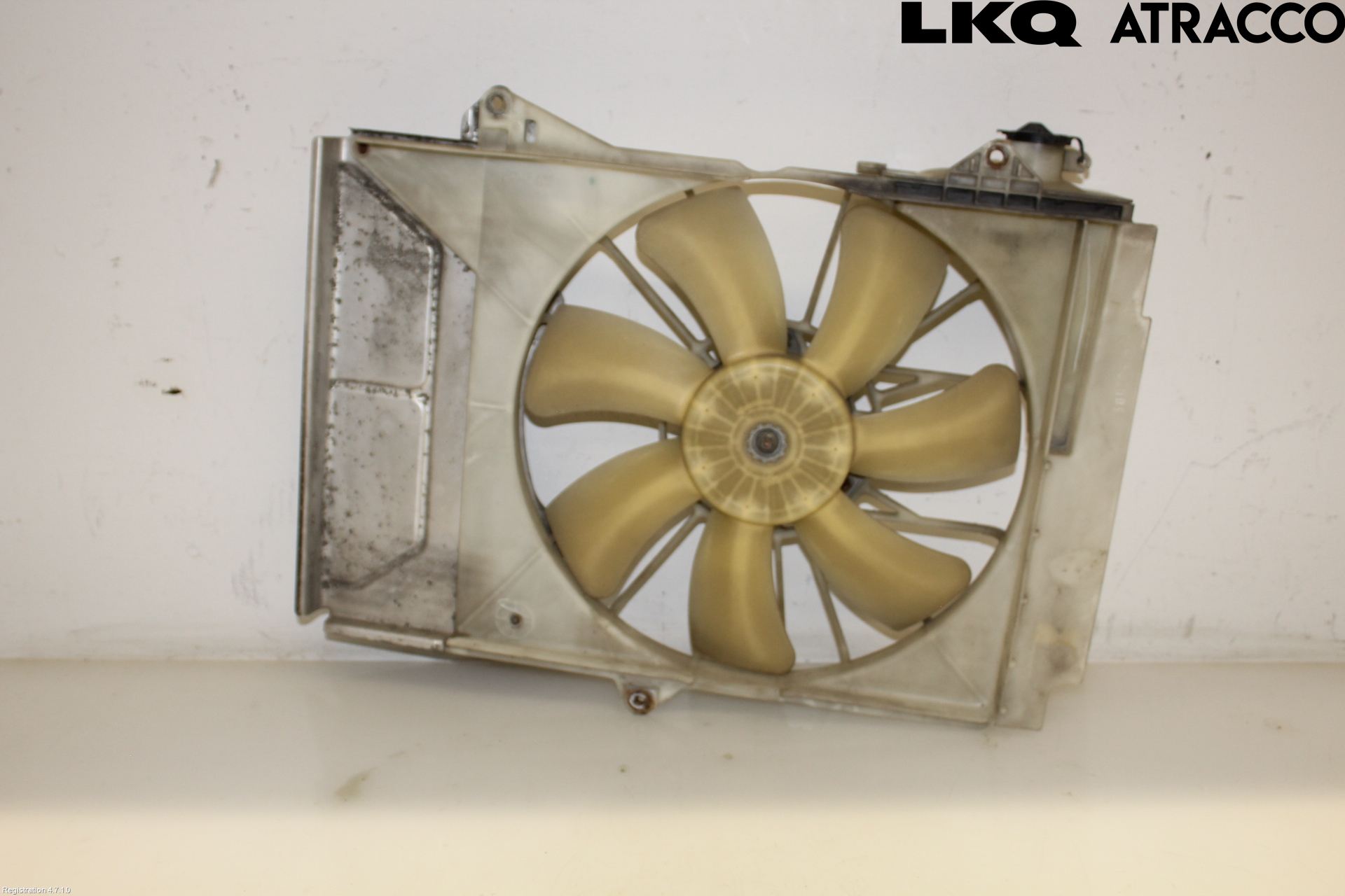 Toyota YARIS P1 03-05 Kjølevifte Elektrisk
