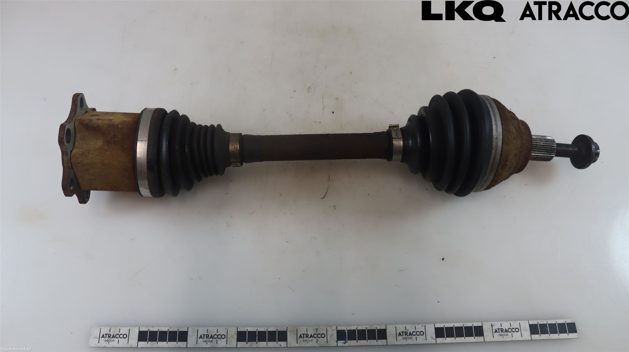 Volkswagen VW PASSAT 15-19 Drivaksel Foran Kompl Venstre