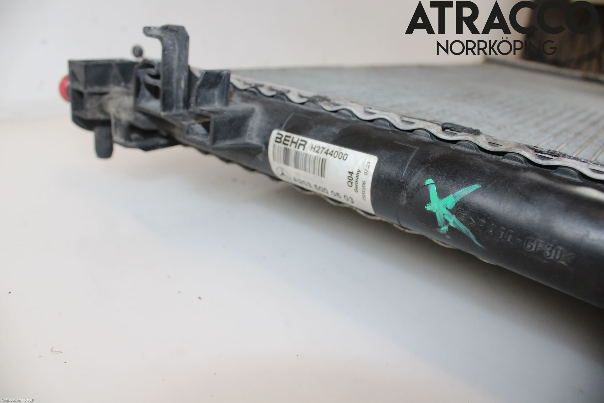 Mercedes-Benz MB C (203) 00-07 Radiator Manuell