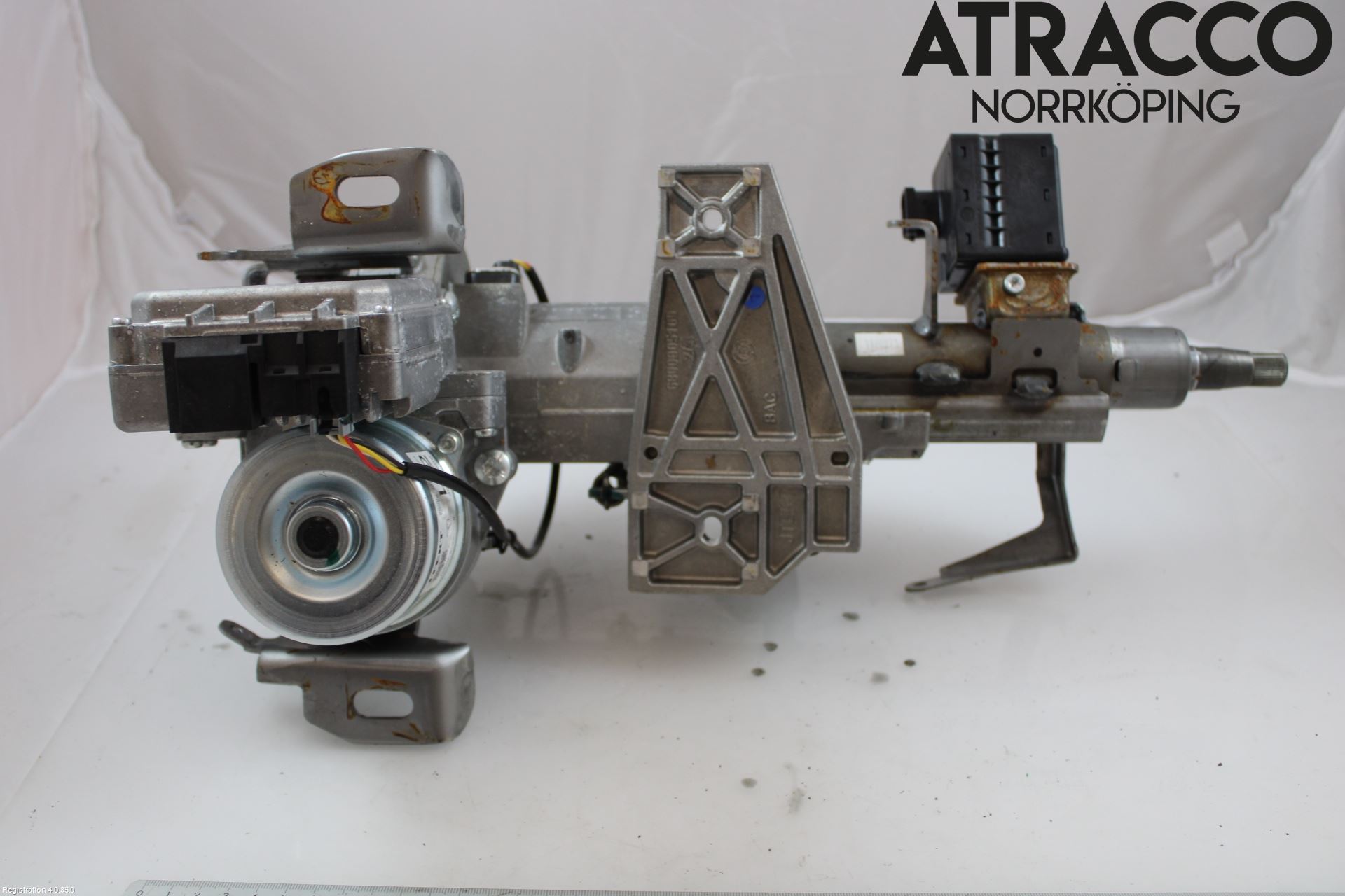 Renault CLIO IV 12-16 Rattakselaggregat Innebygd Servo