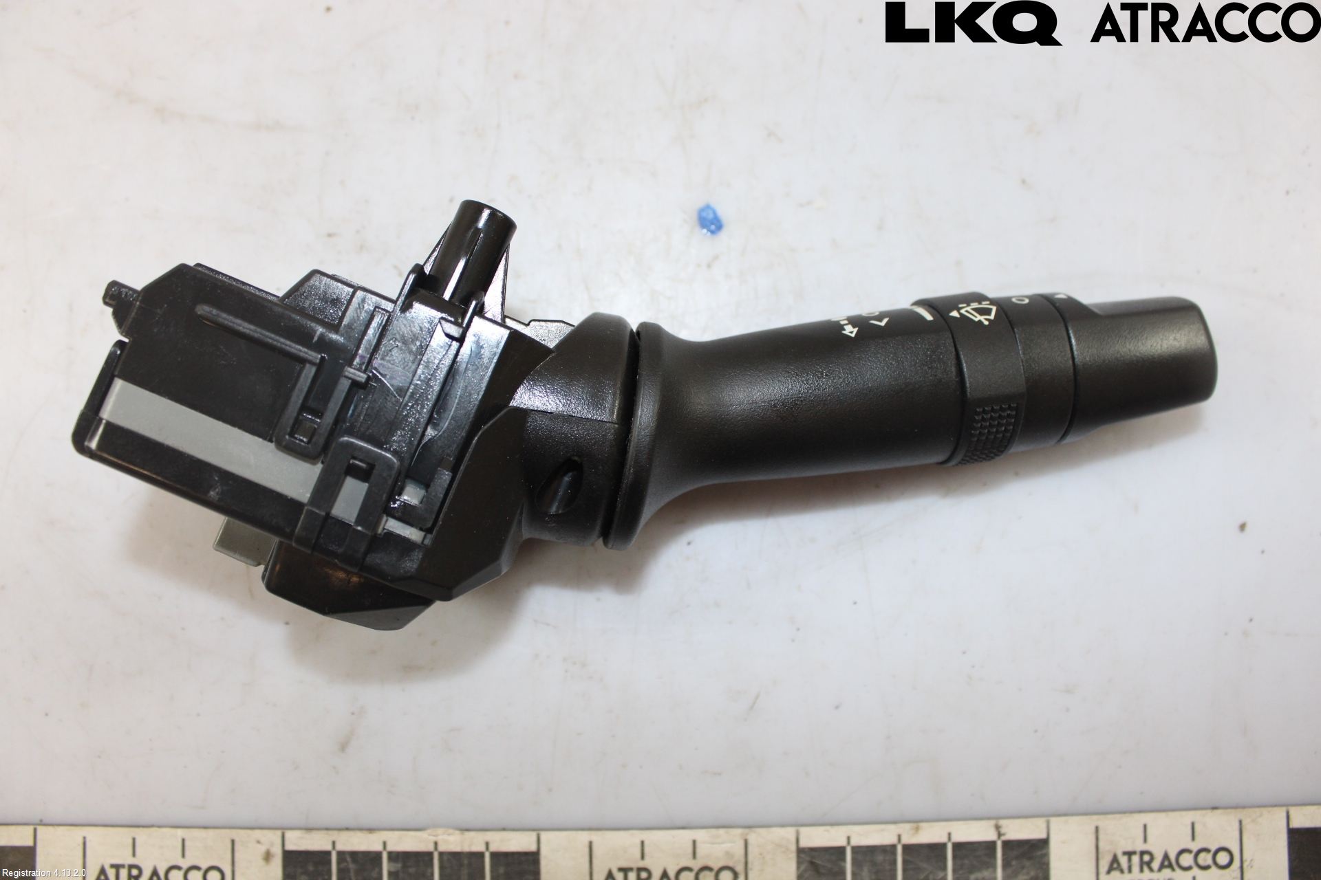 Hyundai i20 PB 09-14 Bryter Ratt Visker - Spyler