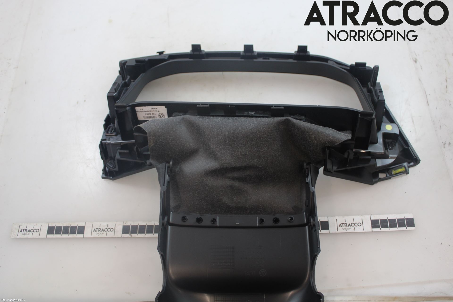 Volkswagen VW TRANSP/CARAVELLE (T7) 22-24 Instrument Ramme