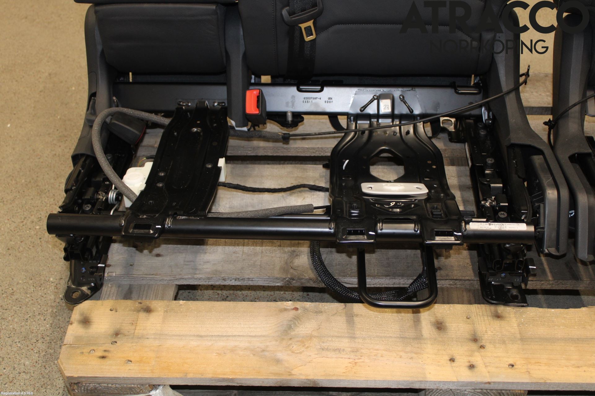 Volkswagen VW TOUAREG CR 18- Innr Sete Bak (Enkel-Stol)