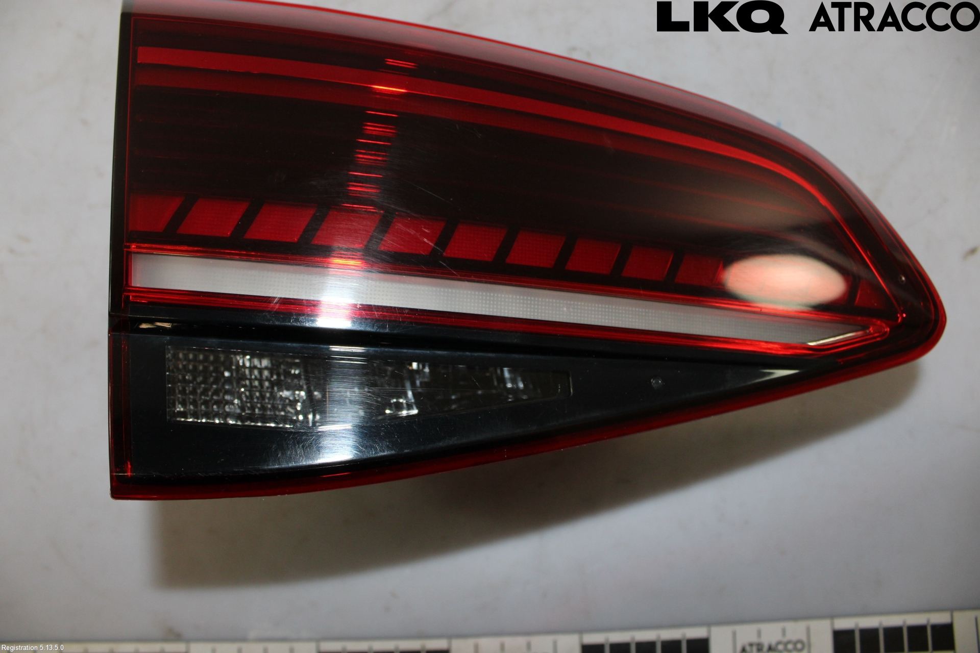 Volkswagen VW GOLF / E-GOLF VII 13-20 Baklykt Venstre  På Luke(Indre