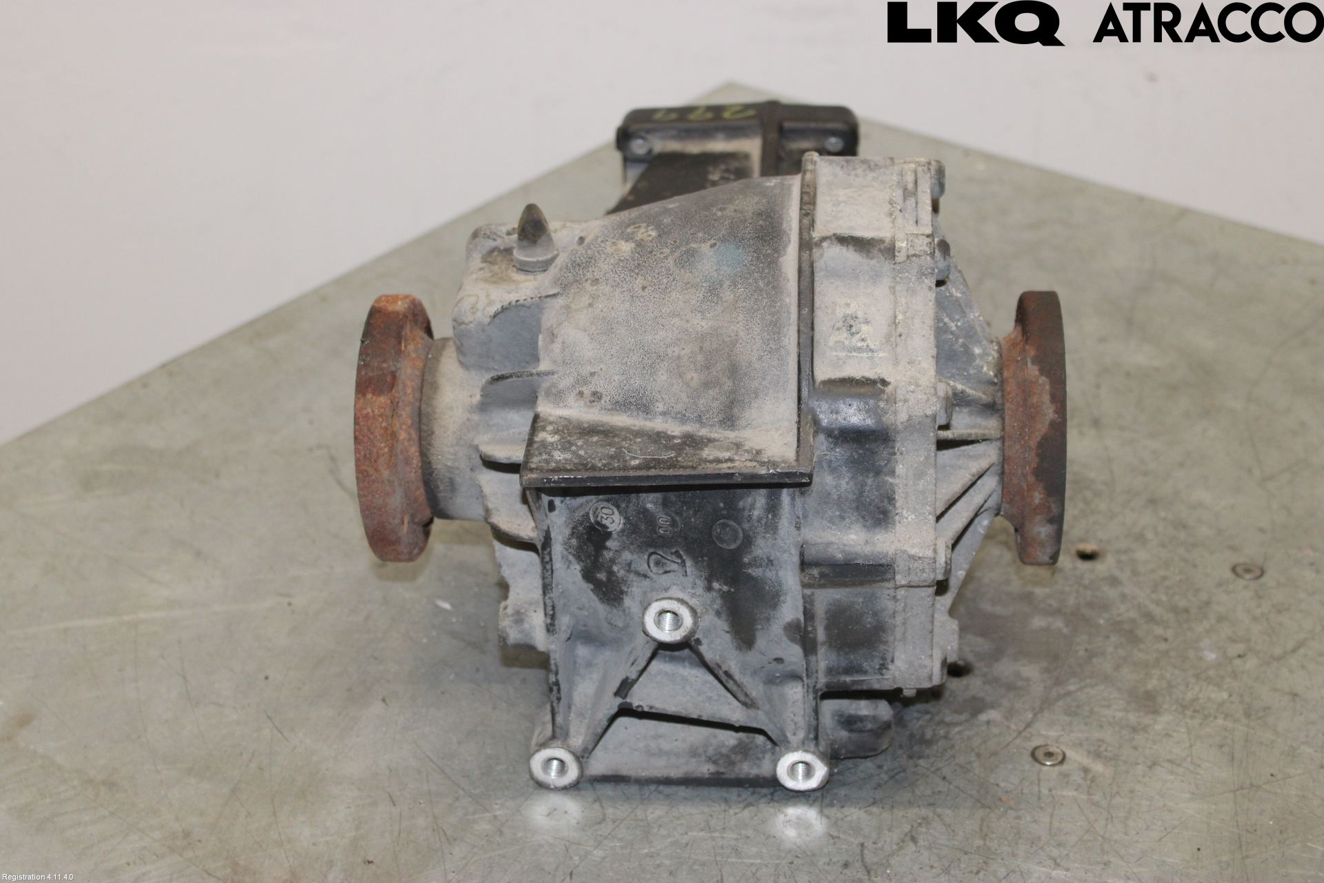 Audi A8/S8 4D 94-02 Bakaksel Kardang Bak -Diff