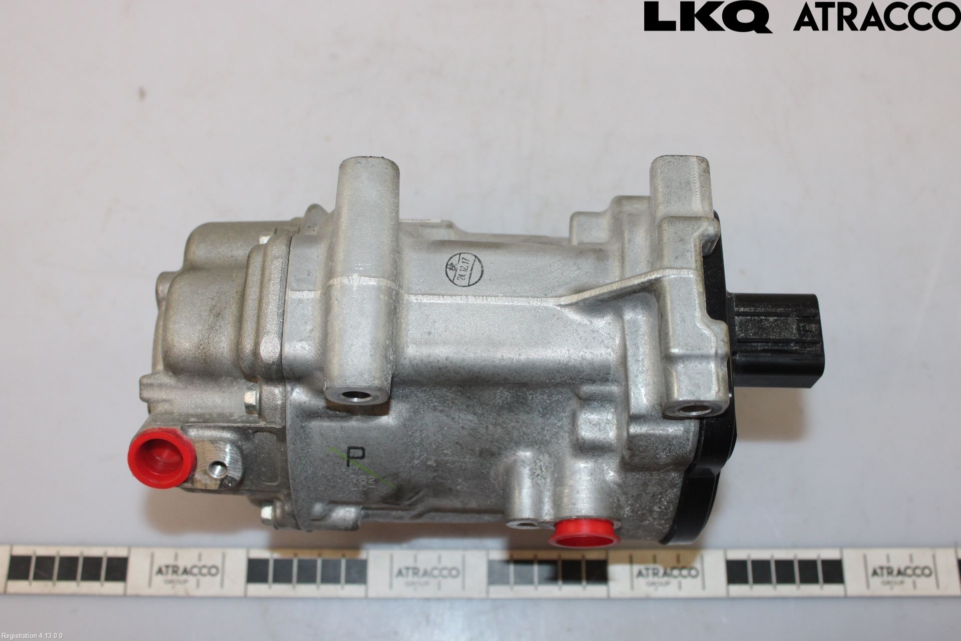 Toyota COROLLA CROSS XG10 22- Varme Ac Kompressor