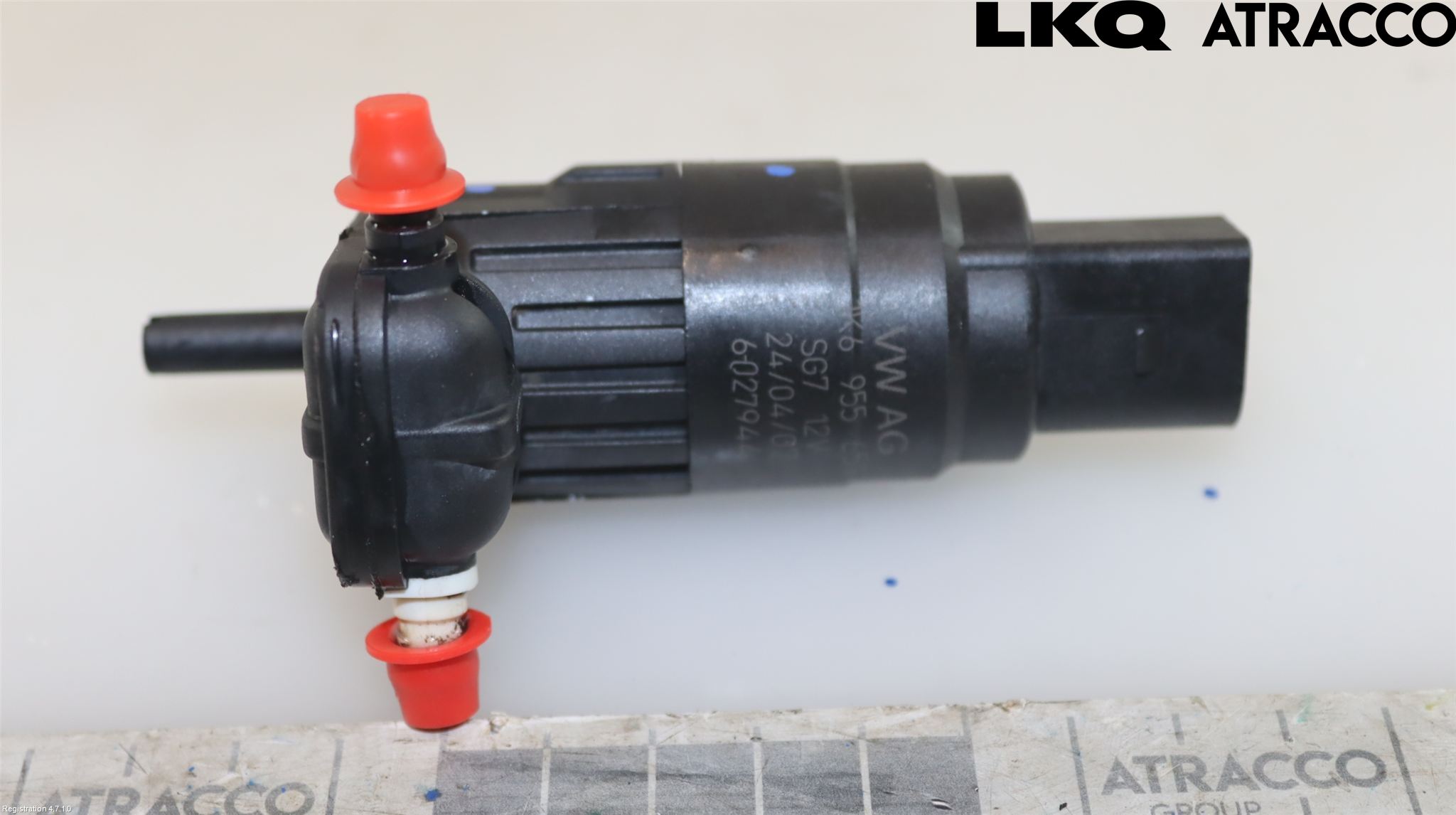 Volkswagen VW GOLF V 04-09 Spylerpumpe Frontrute