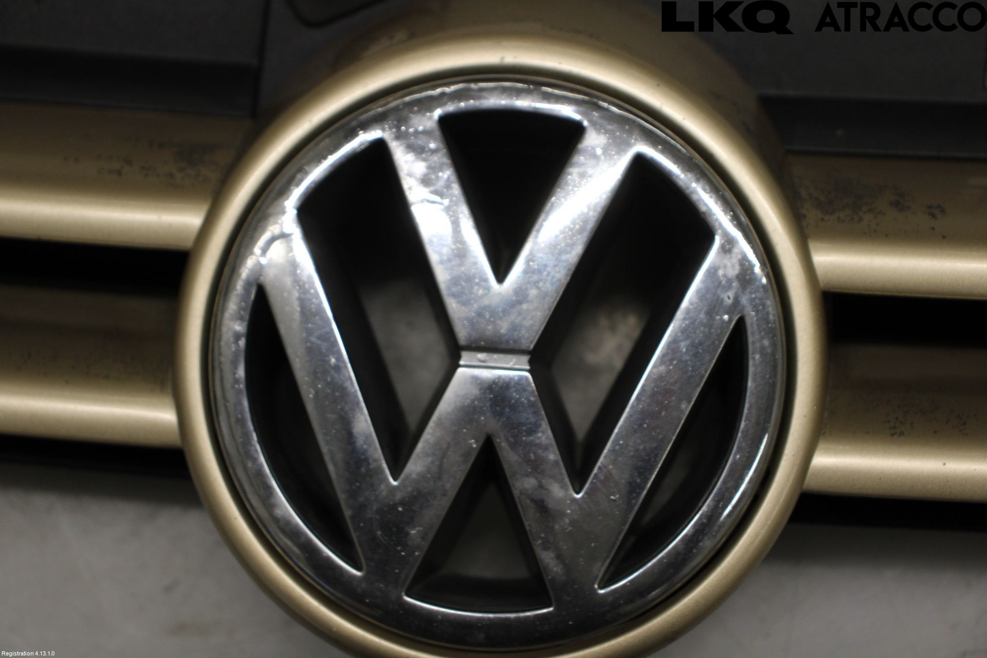 Volkswagen VW GOLF IV 98-06 Grill Komplett