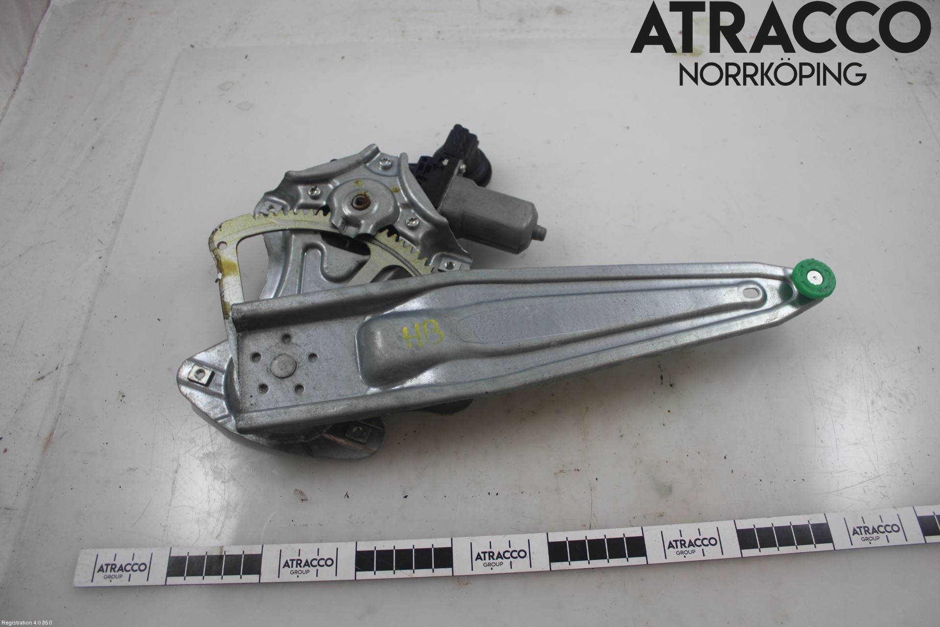Toyota YARIS XP130 12-14 Vindusheis El Komp