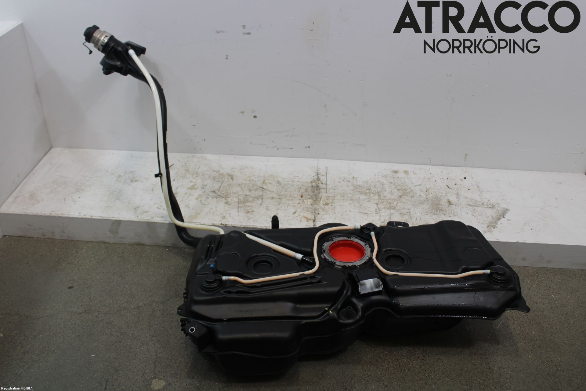 Audi Q3 F3 19- Drivstofftank Innsprøytning