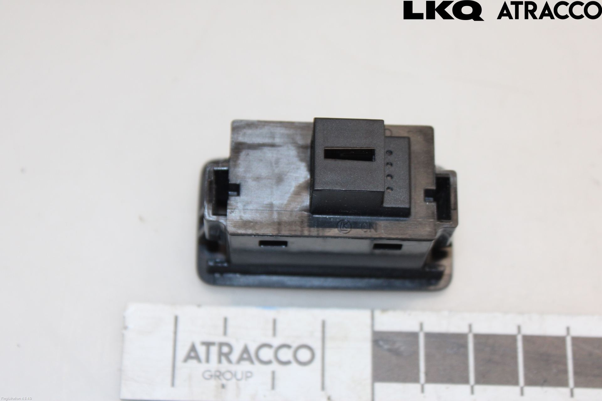 Audi A6 F2/C8 19- Bryter Bakluke